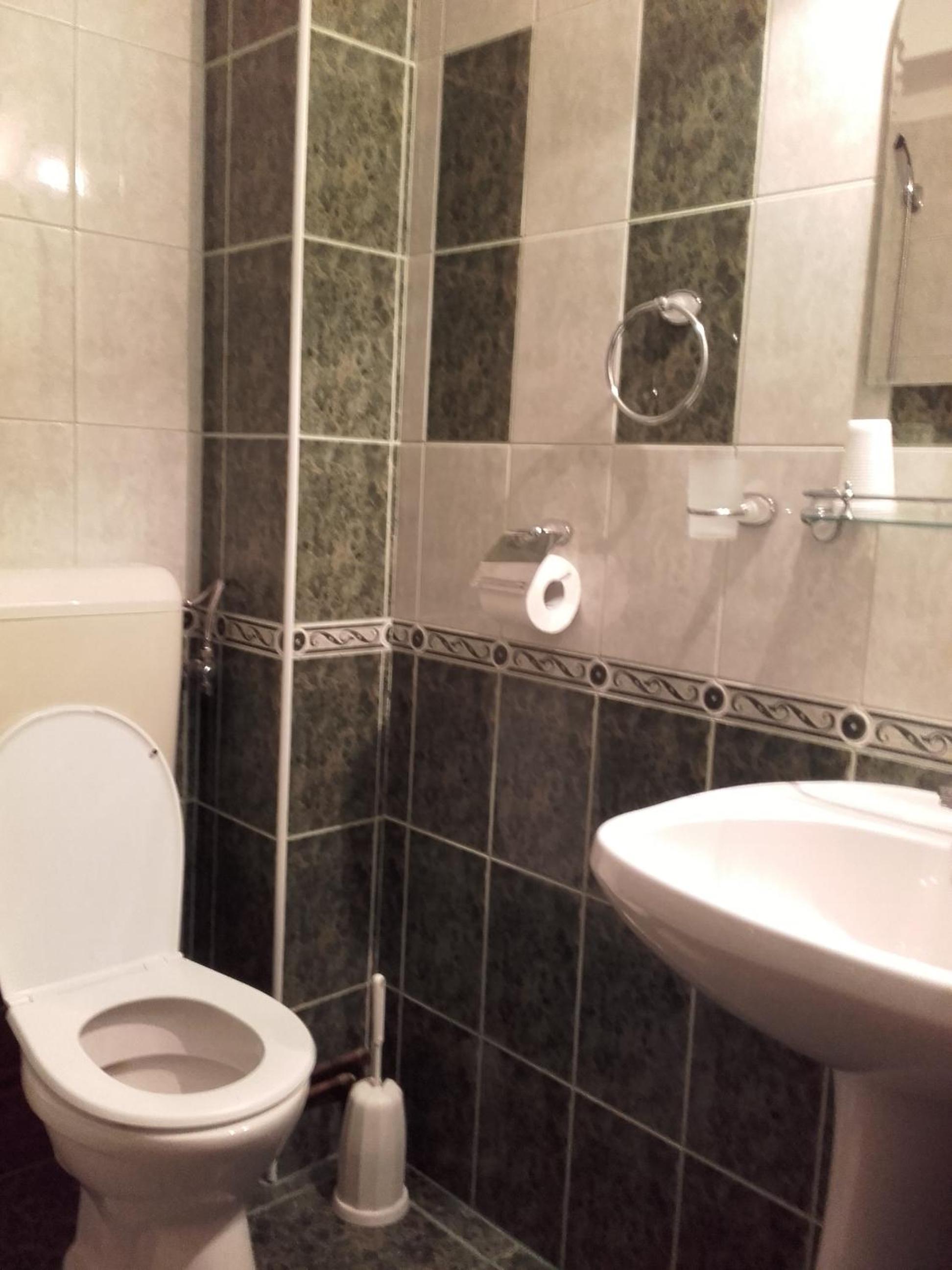 Double Room - Photo 6