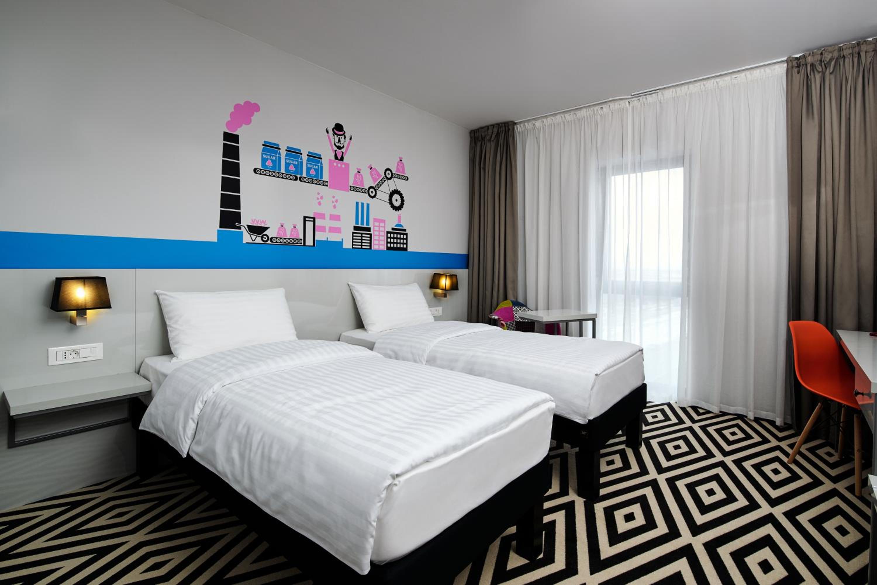 Standard Twin Room