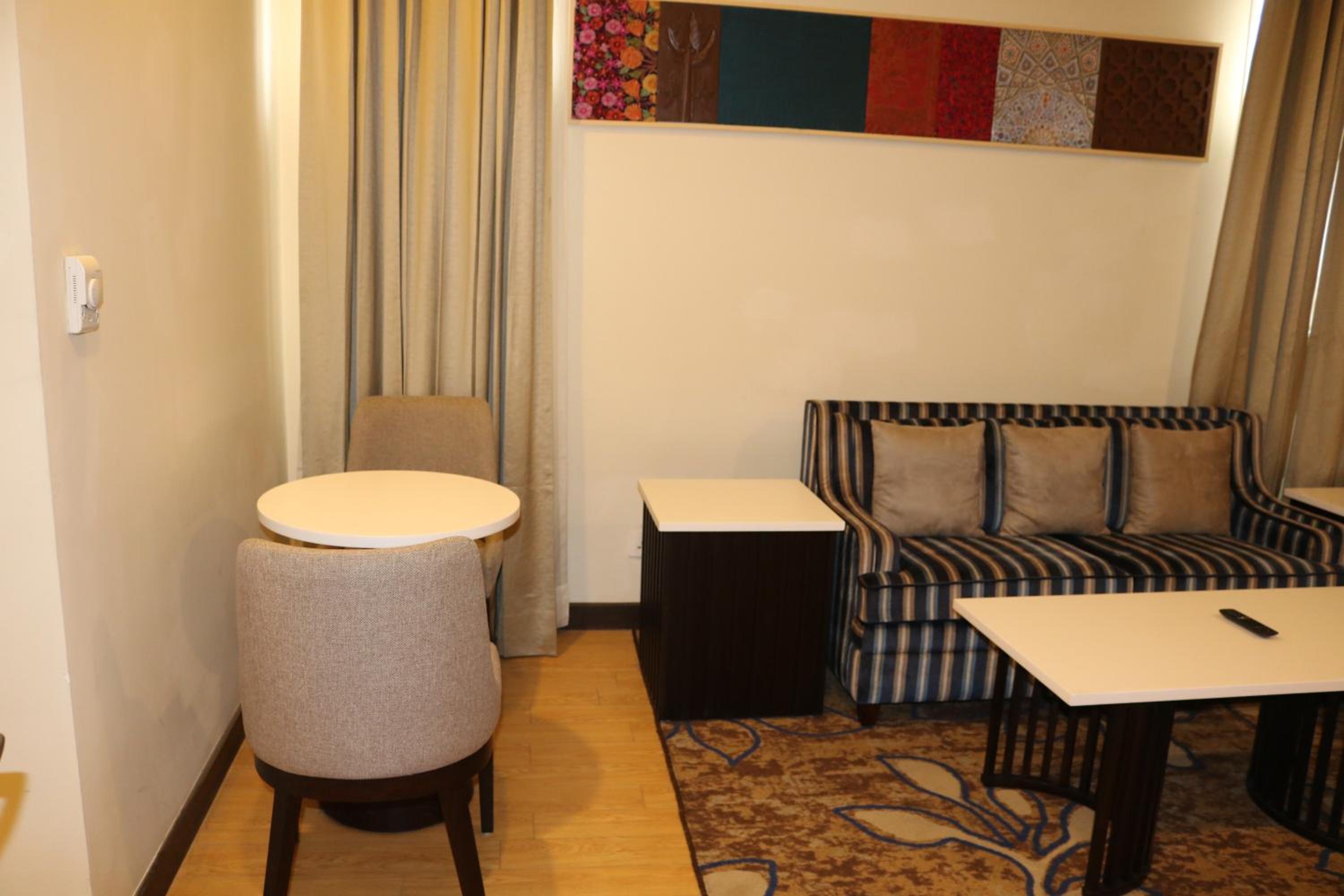 Junior Suite with 15% discount on food & Soft Beverages - Photo 9