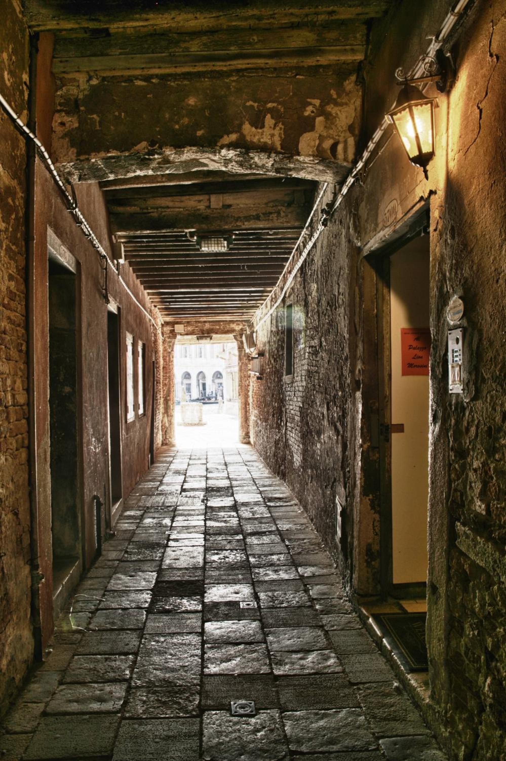 Quintuple Room with Grand Canal View photo 3