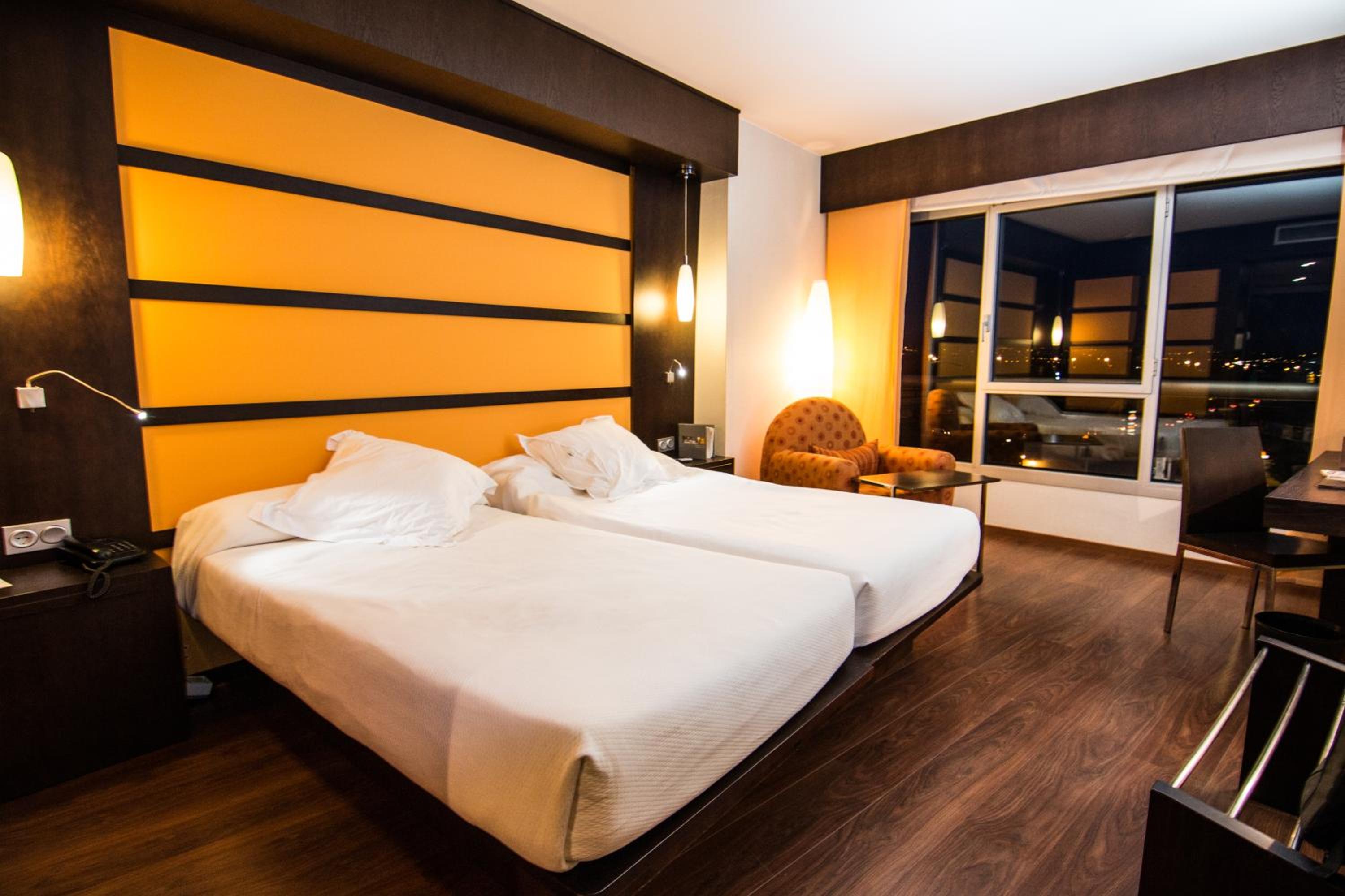 Habitación Doble con Cama Extra (3 Adultos)