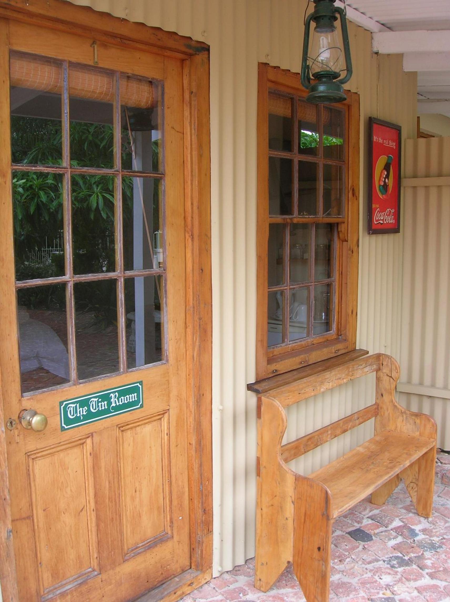 Twin Room - Photo 3