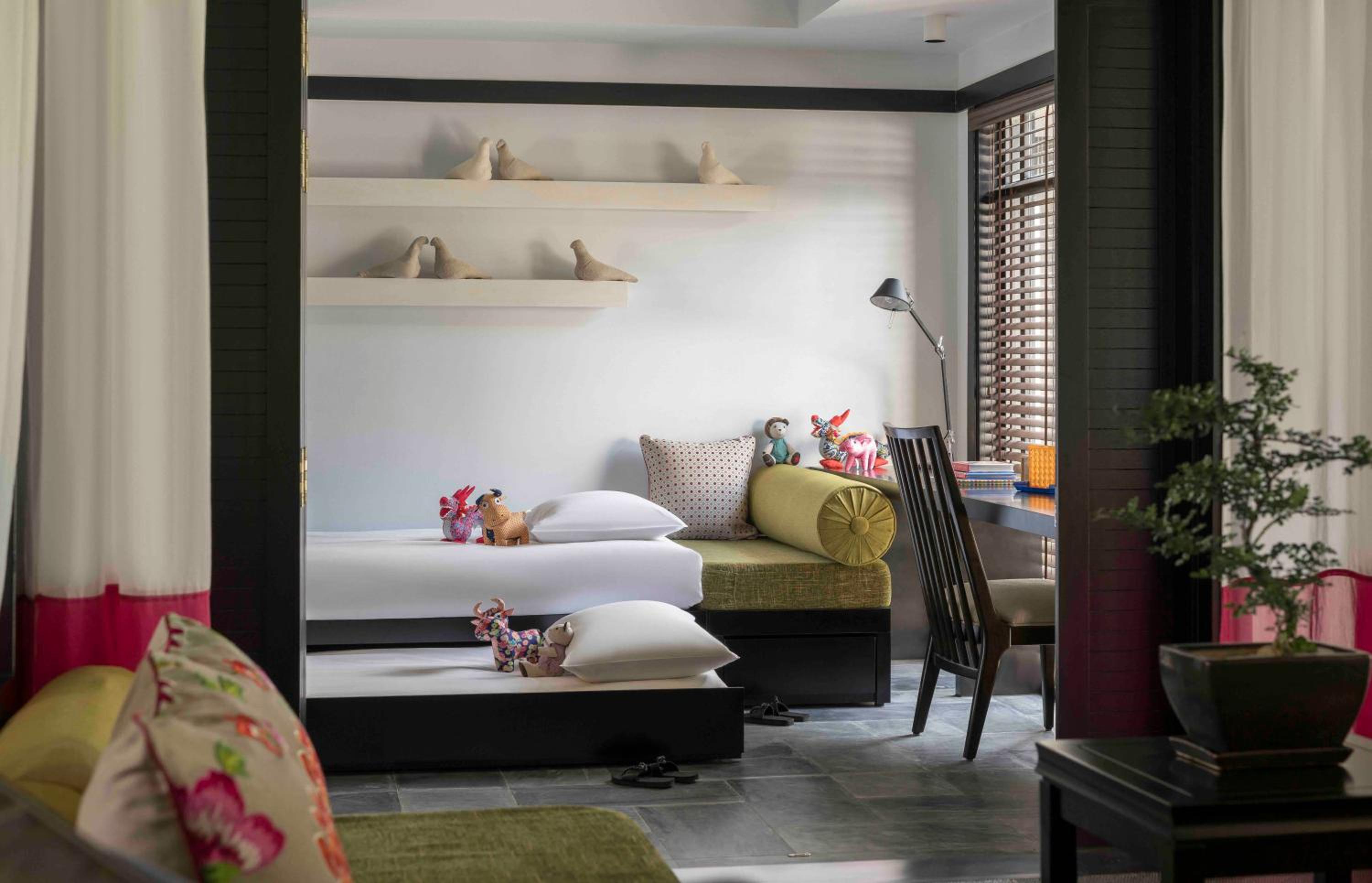Family Villa- Room Rate inclusive of breakfast for 2 adults - Photo 1