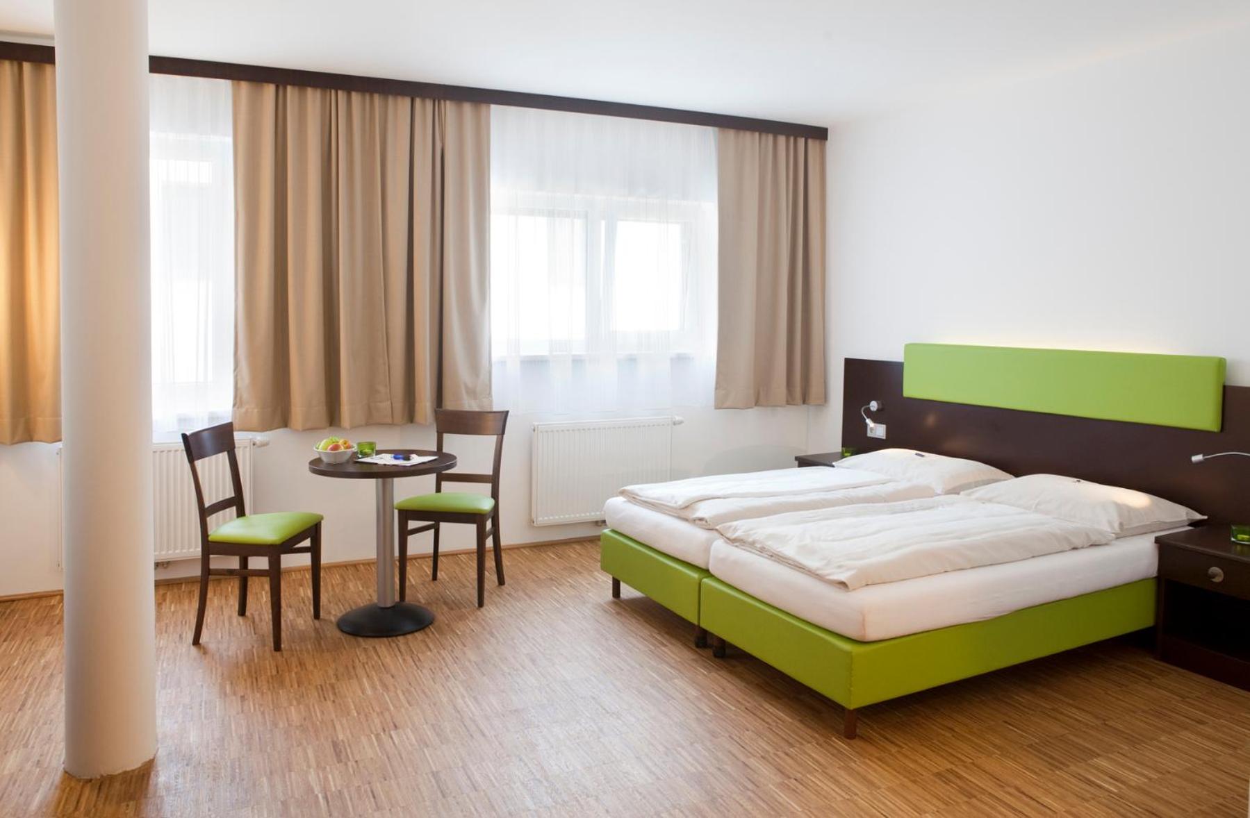 Standard Double Room - Photo 3