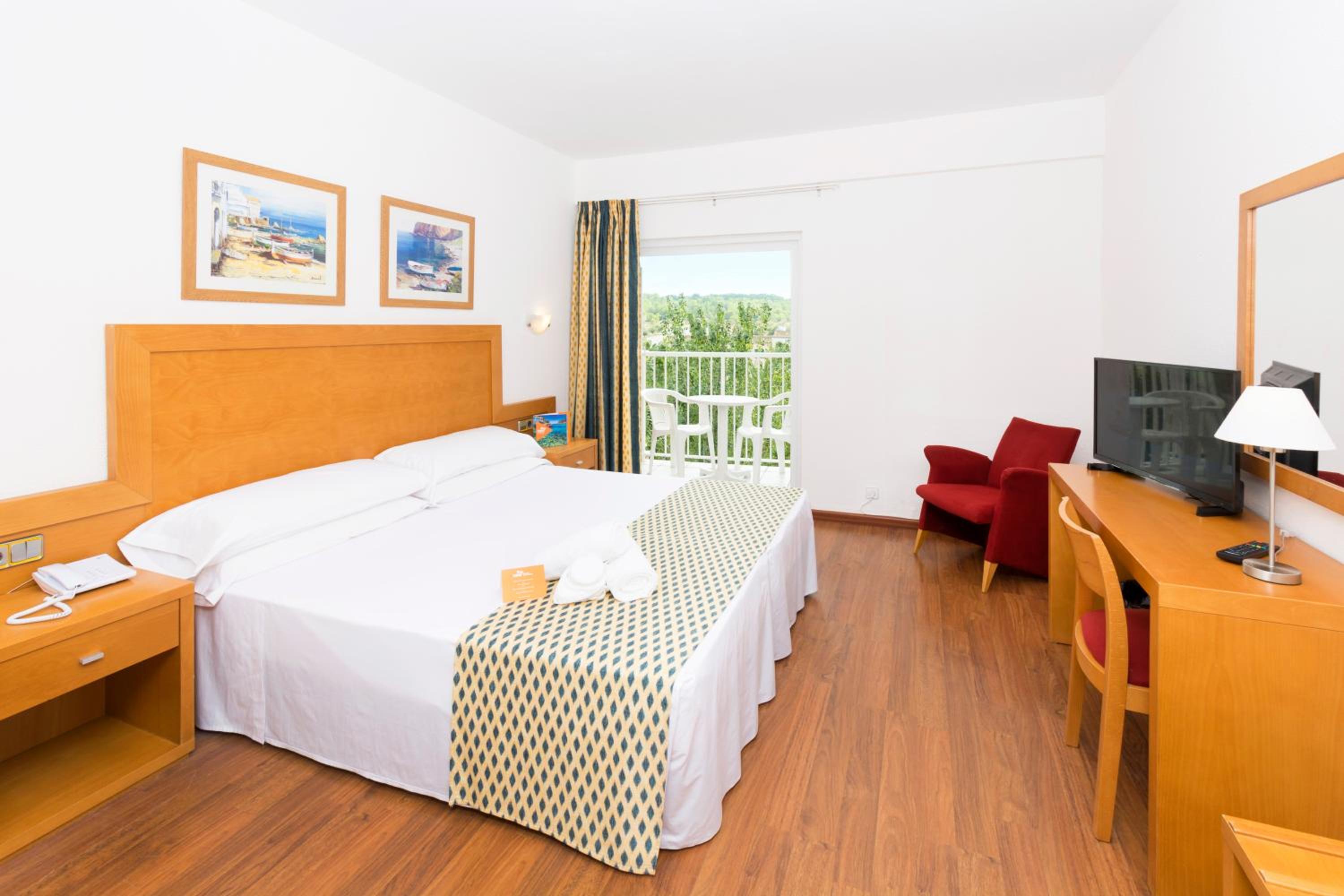 Habitación Doble o con Dos Camas