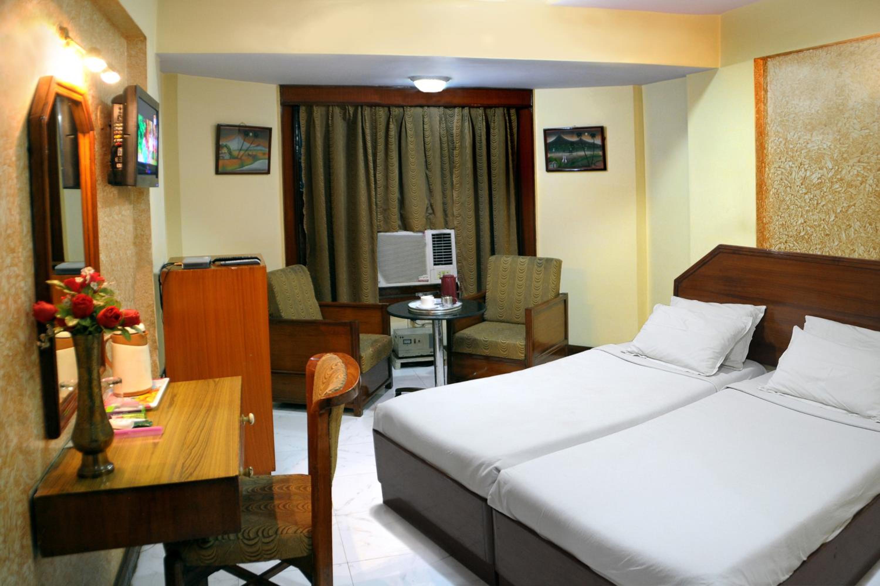Standard Double or Twin Room photo 1