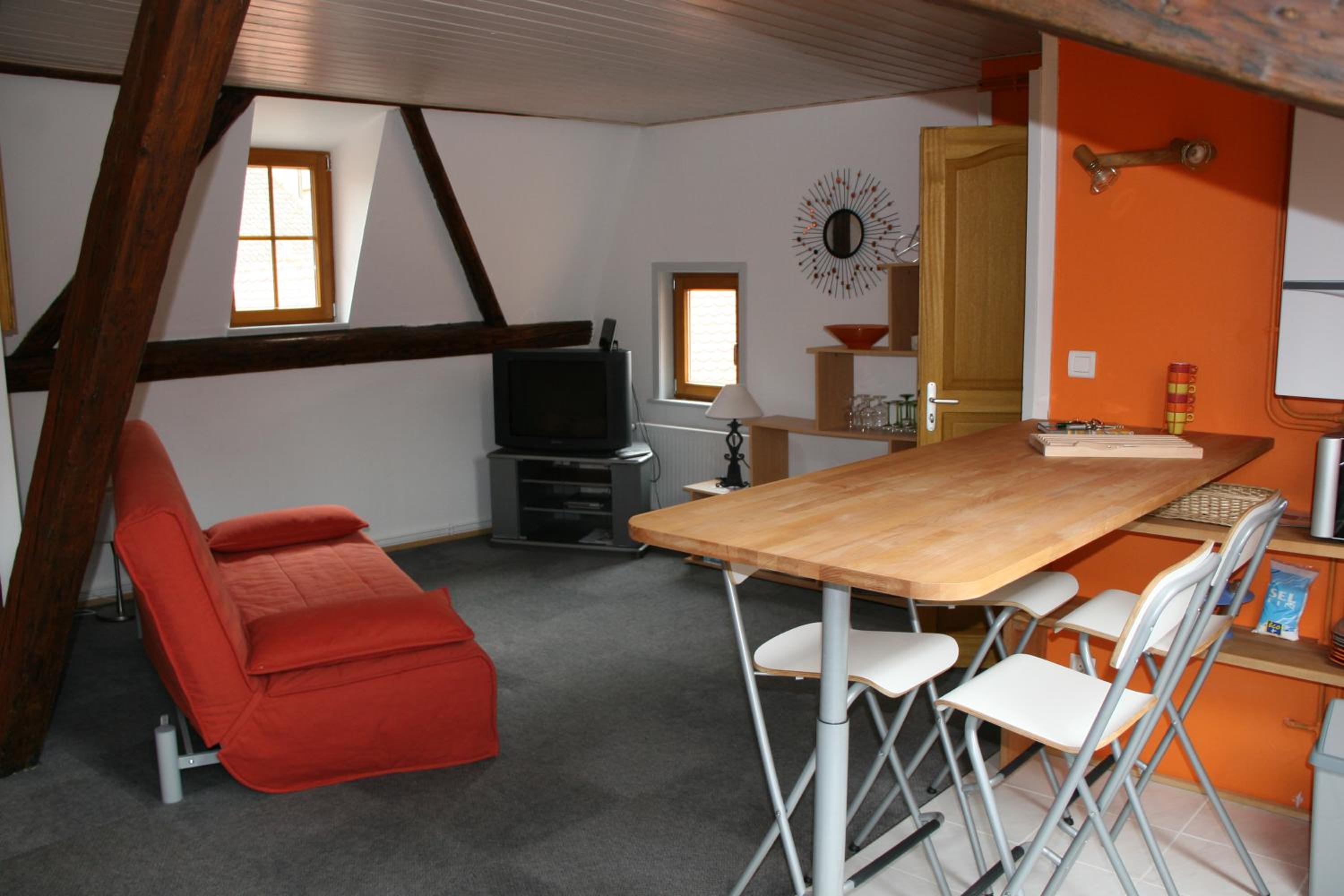 One-Bedroom Apartment