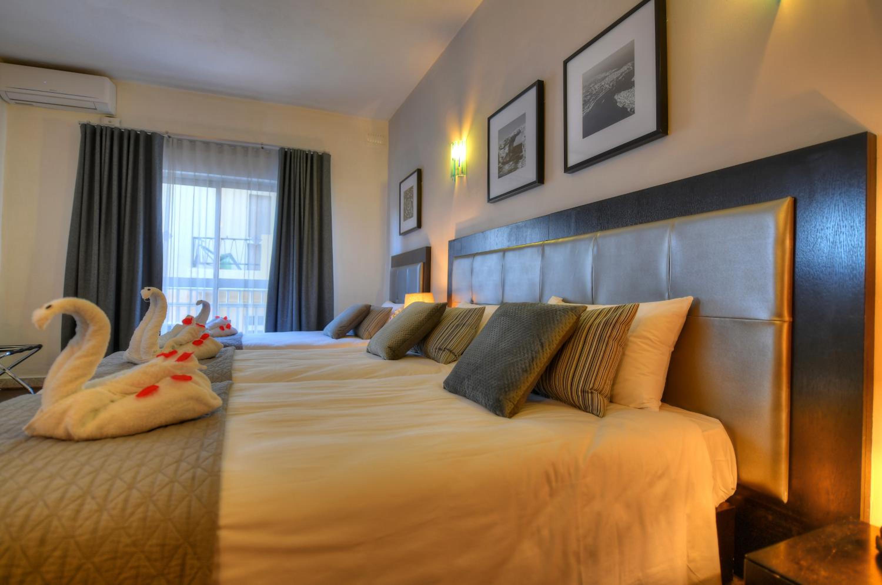 Standard Triple Room photo 3