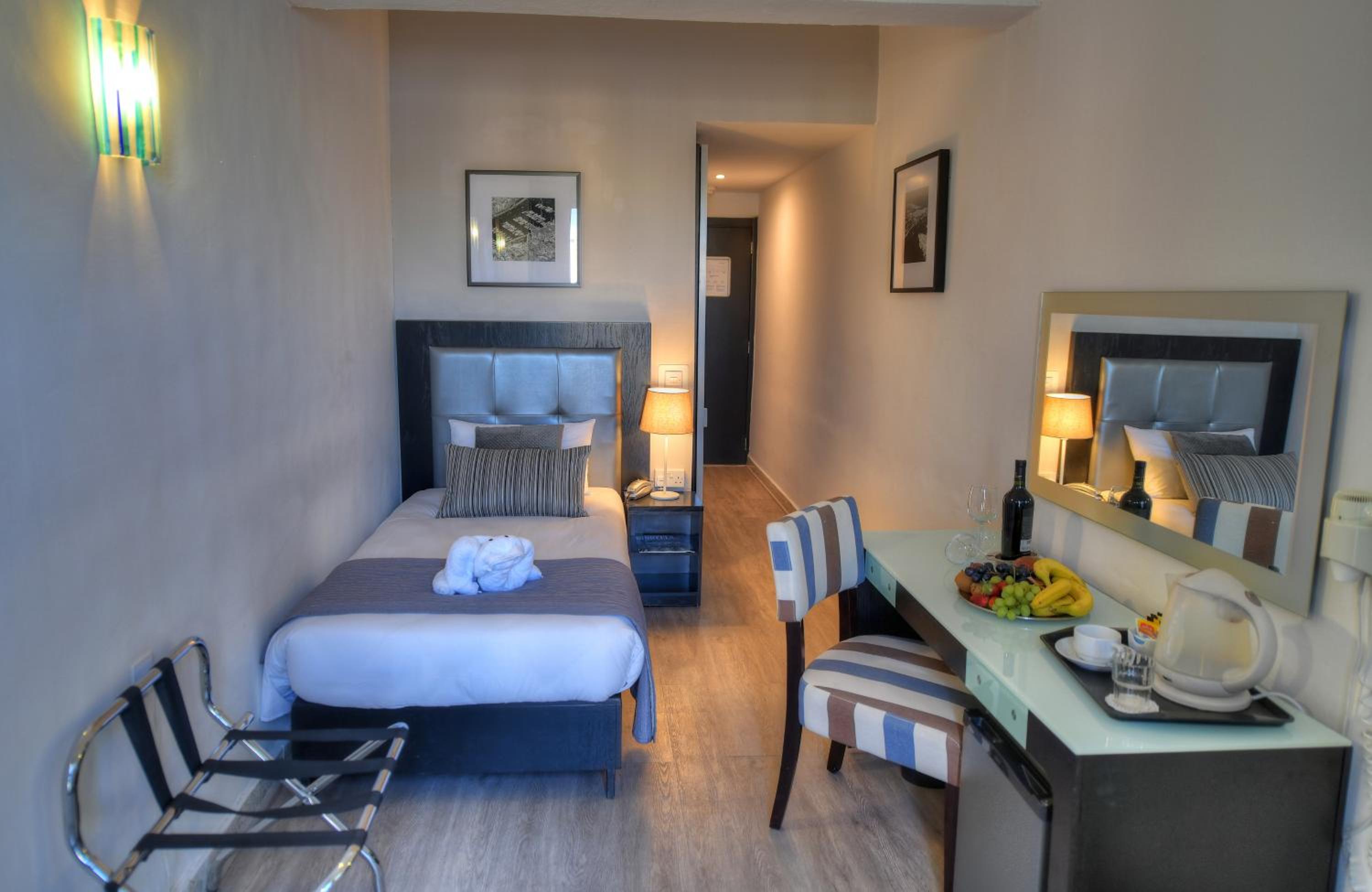 Single Room with Sea View and Balcony photo 1