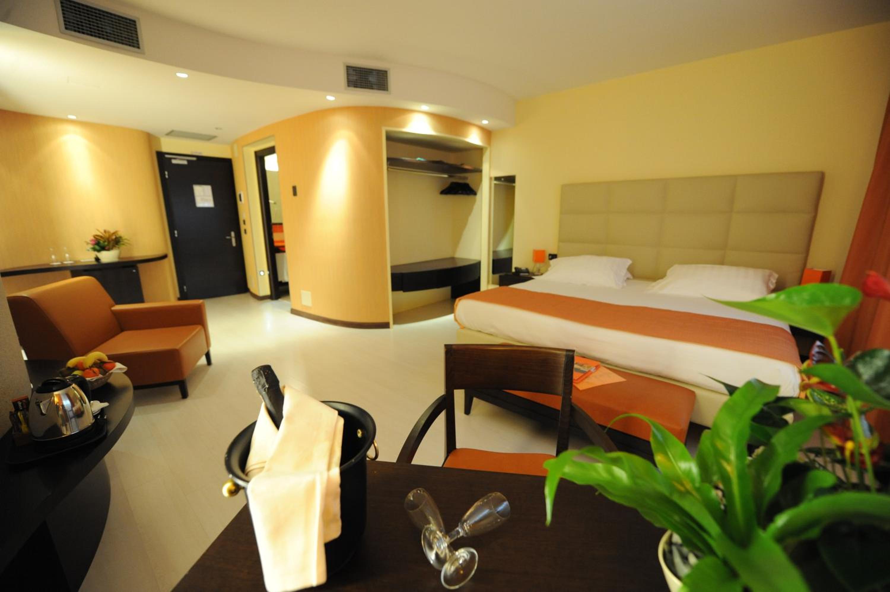 Junior Suite - Photo 14