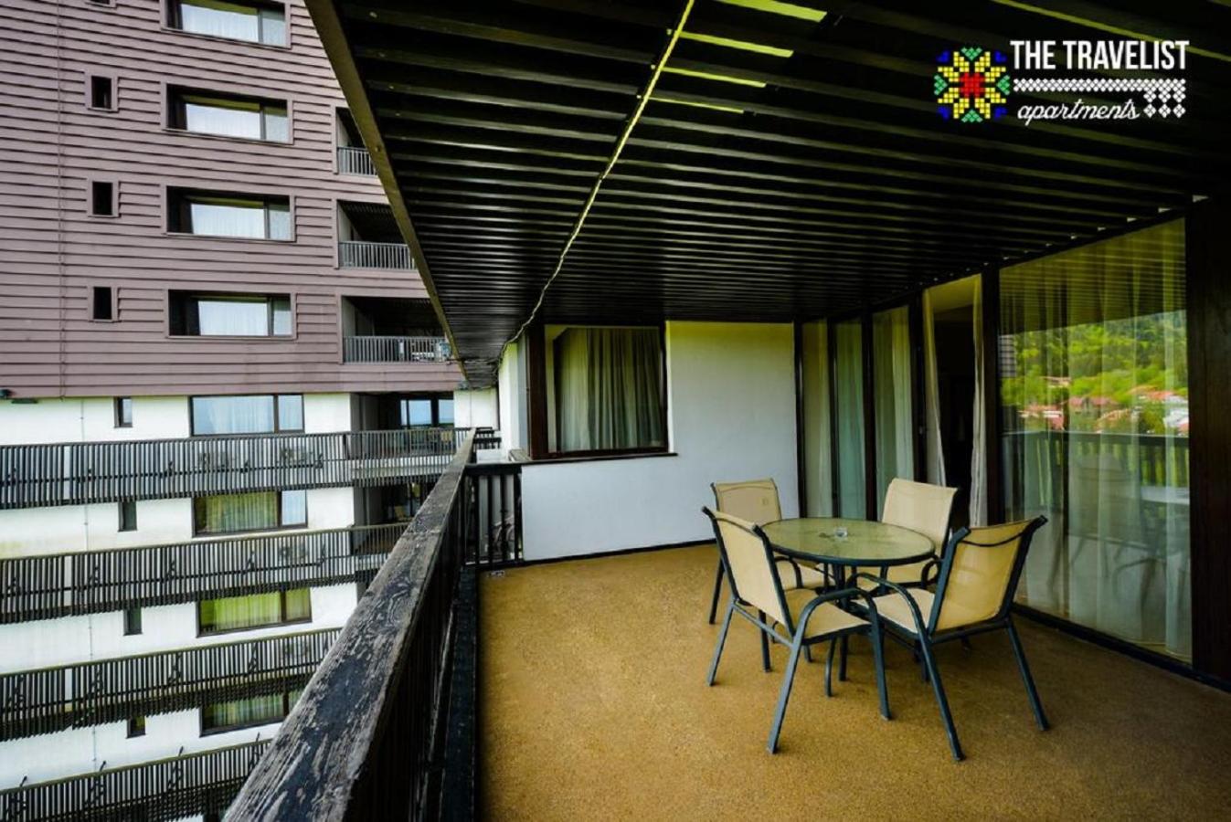 Apartment with Mountain View - Photo 14