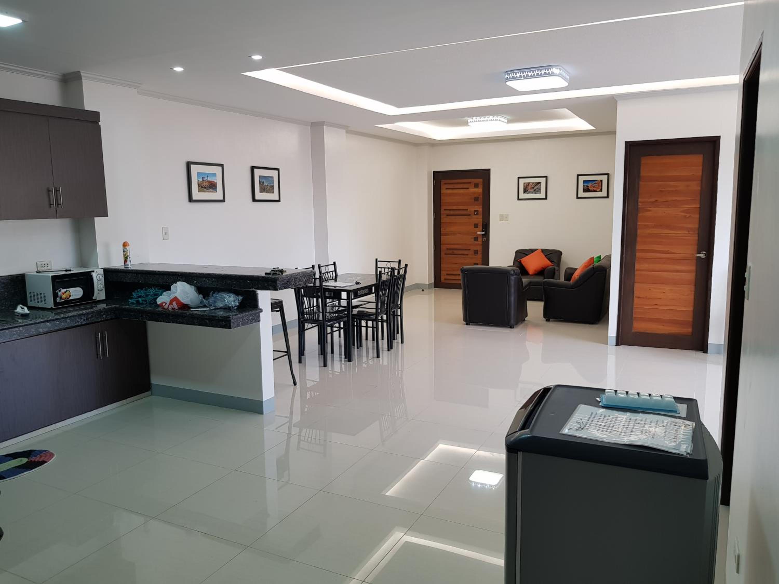 Apartment with Terrace - Photo 3