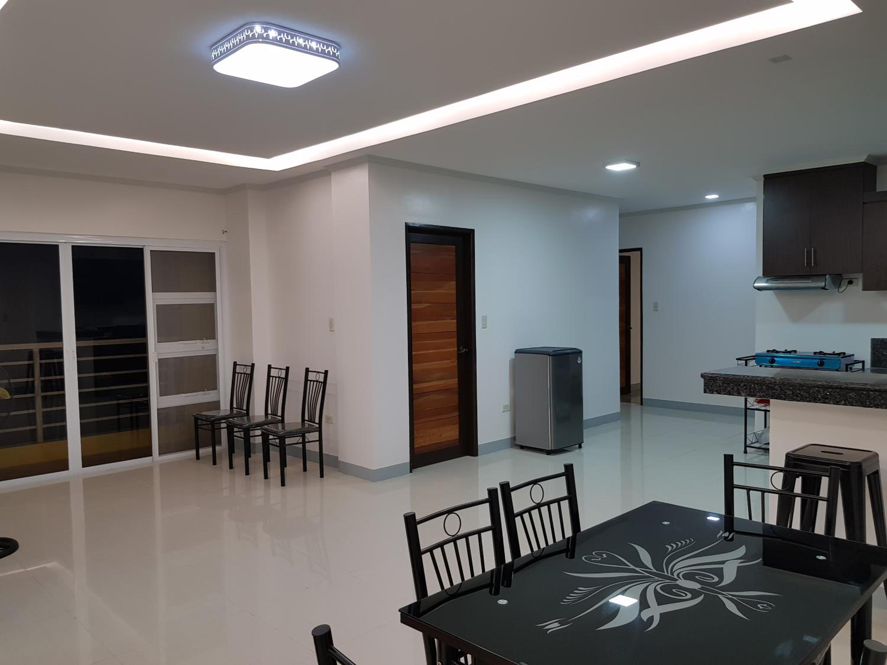 Apartment with Terrace - Photo 11