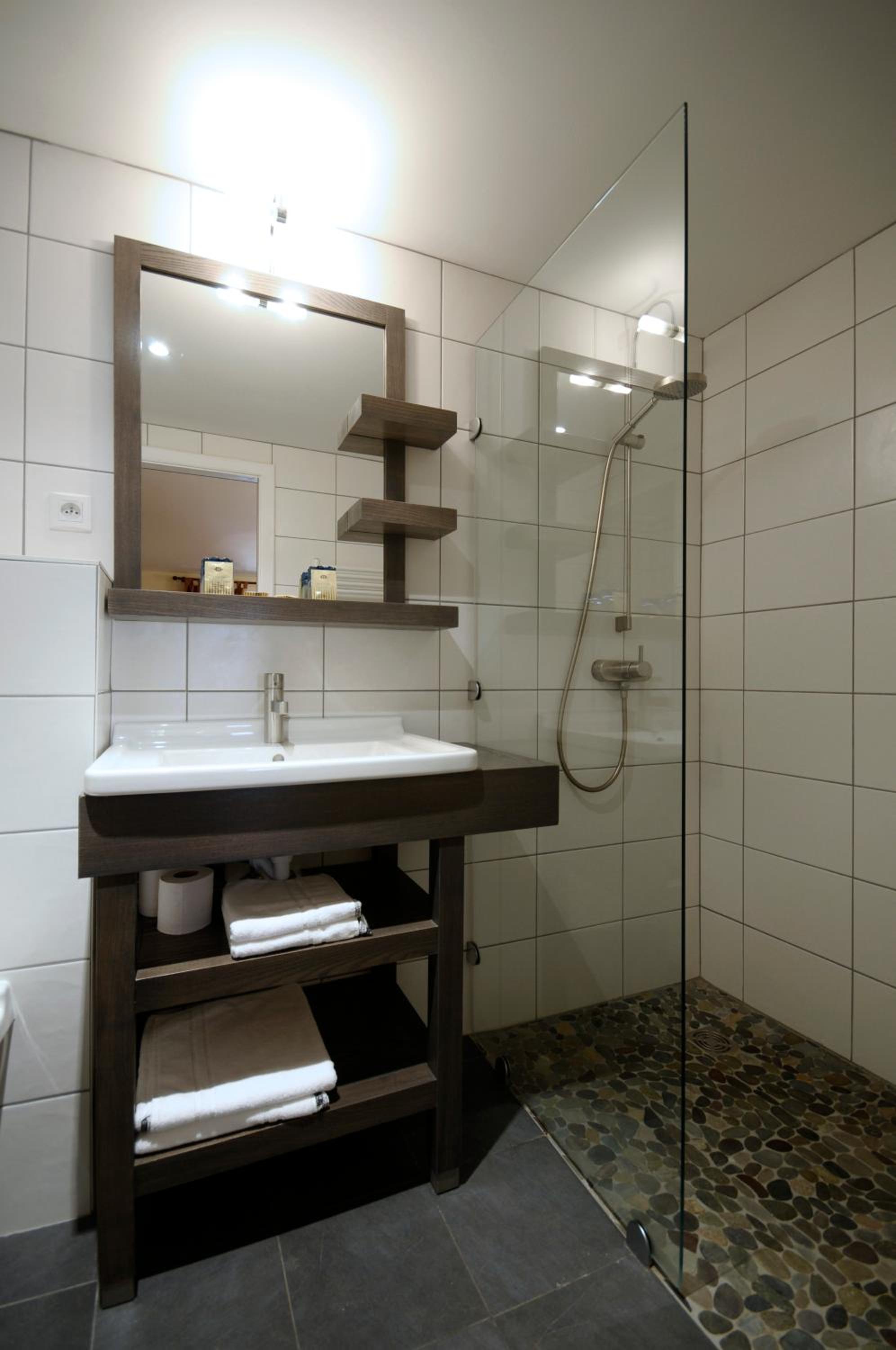 Double Room - Photo 4