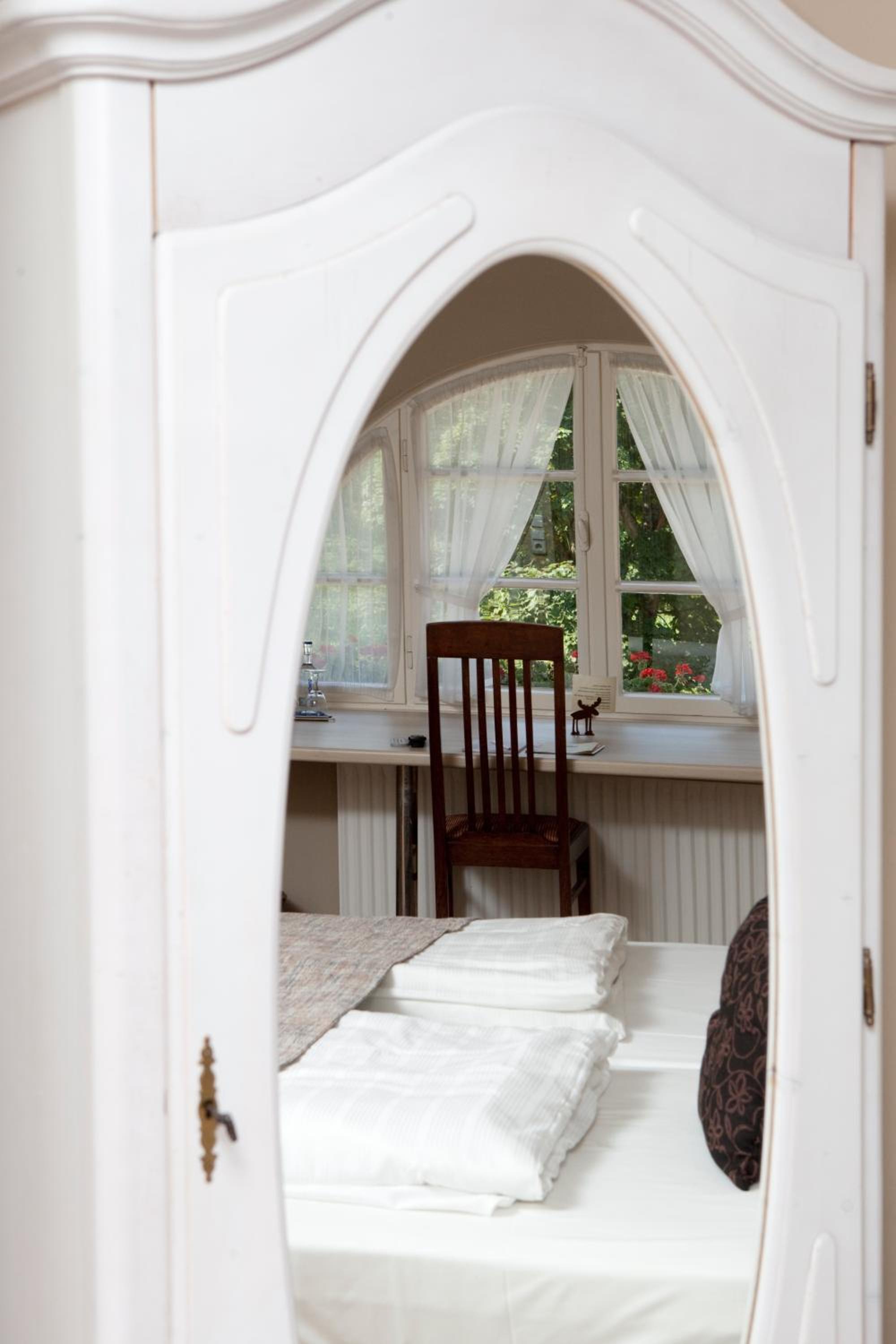 Double Room - Photo 11