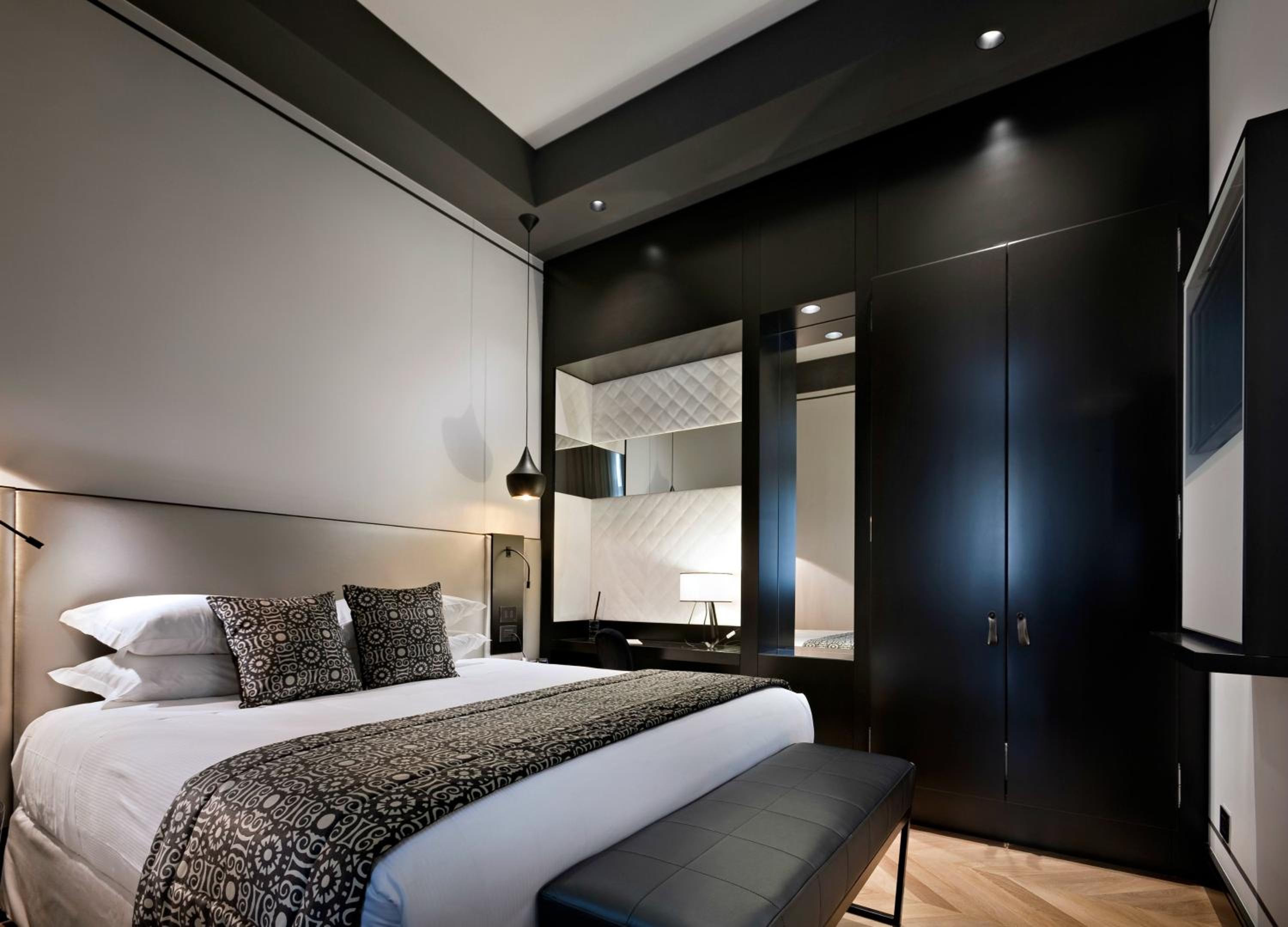 Luxury Suite photo 1