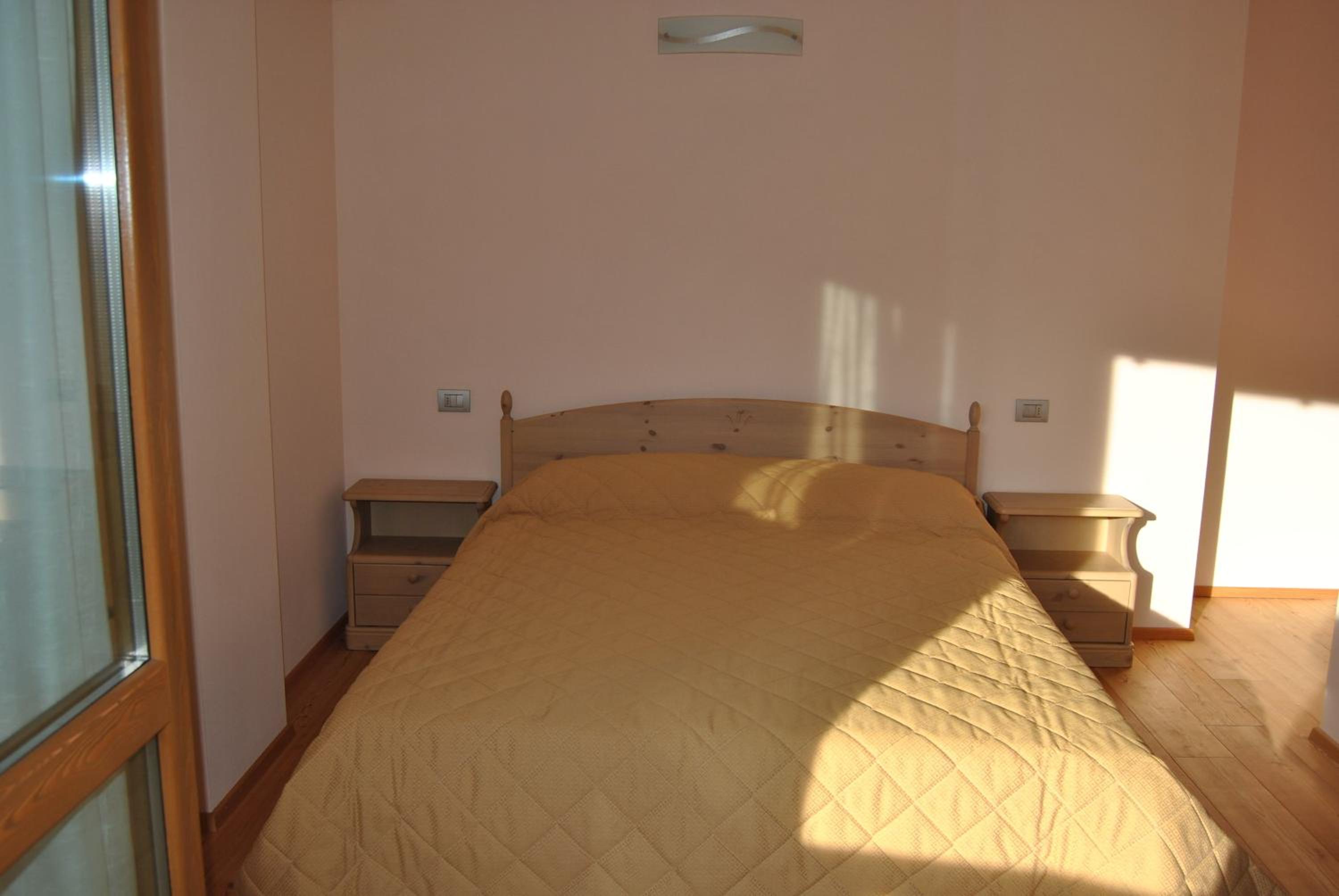 Two-Bedroom Apartment (6 Adults) photo 2
