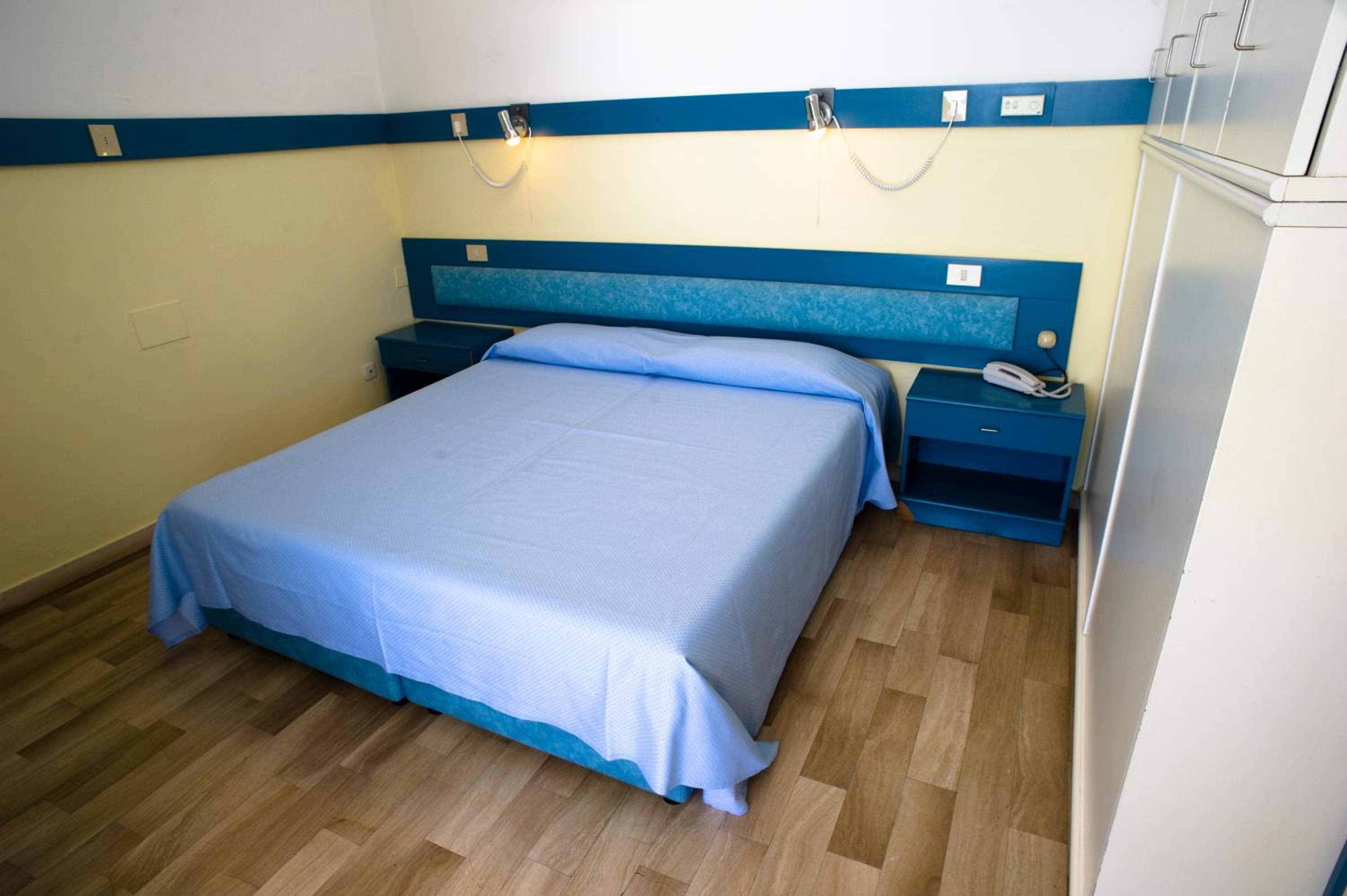 Suite with Sea View - Photo 4