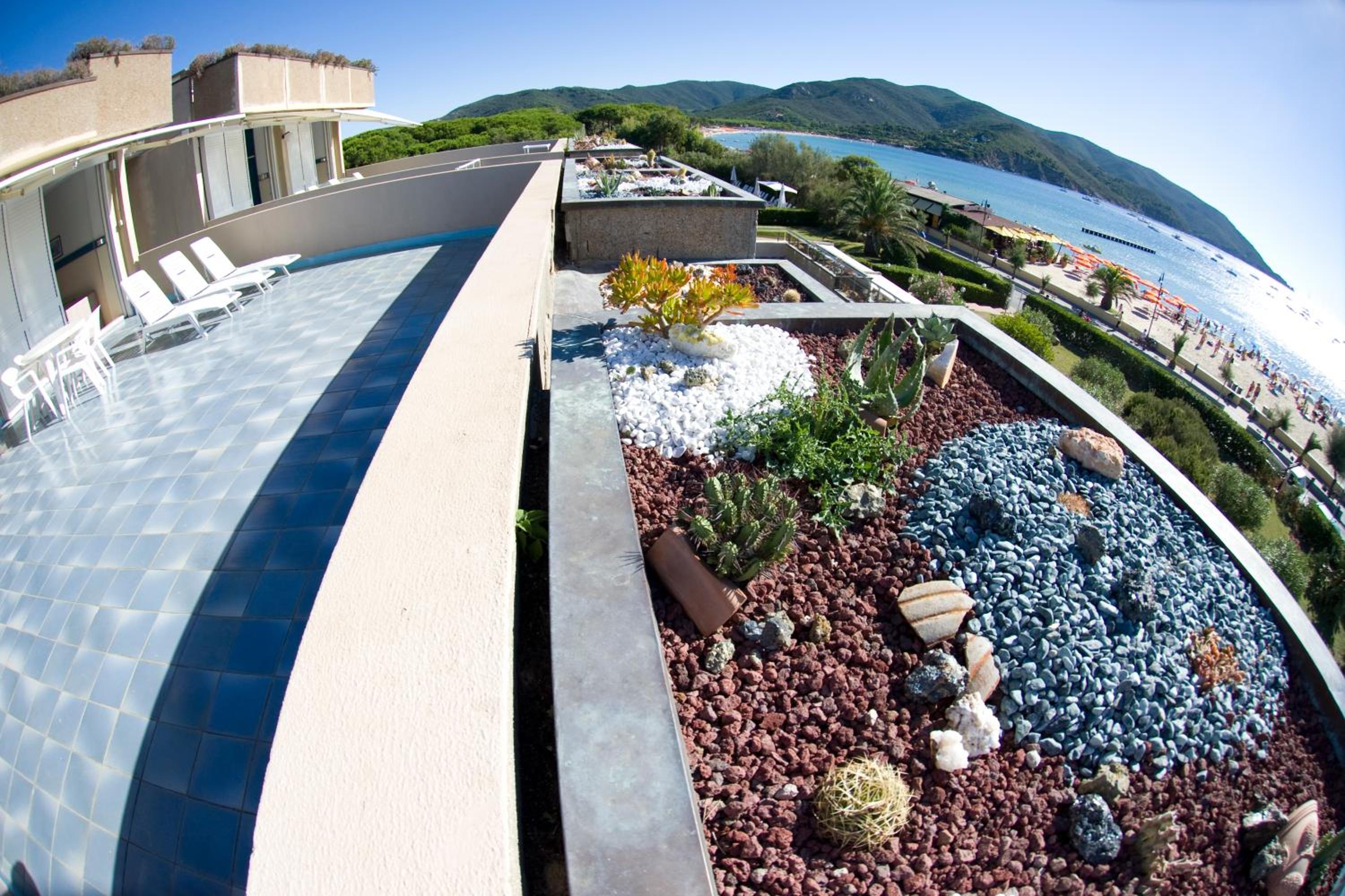 Suite with Sea View - Photo 7