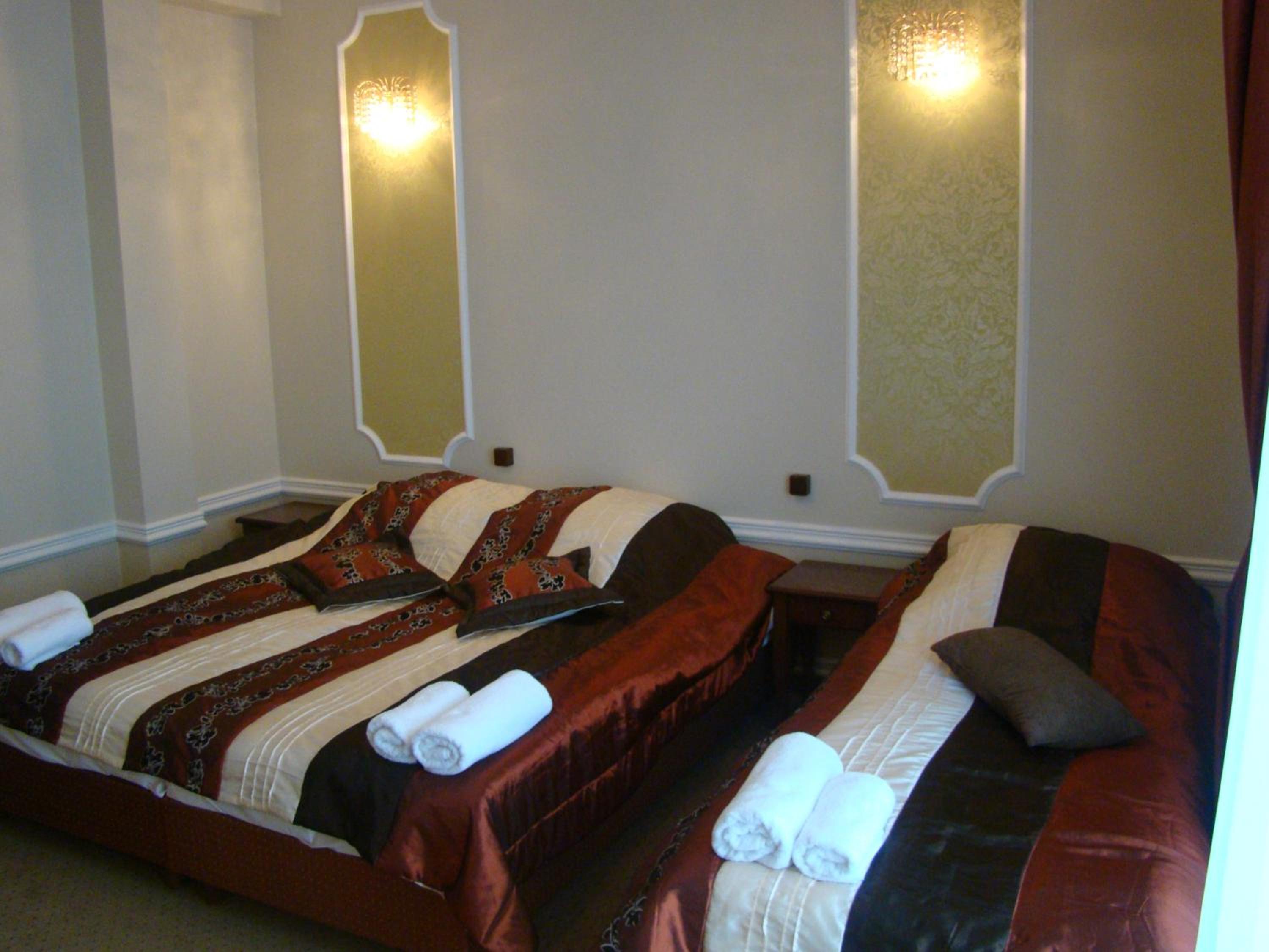 Triple Room - Photo 6