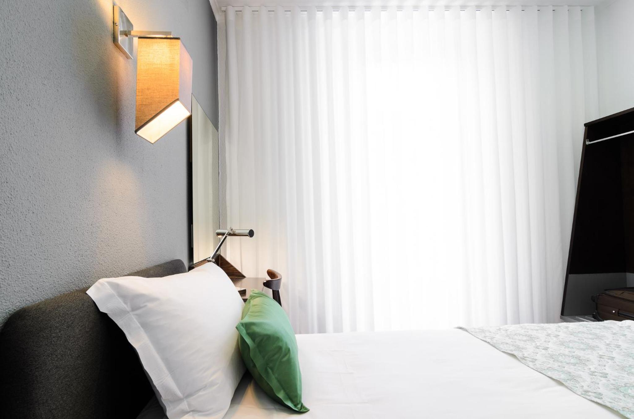 Hotel Portuense Lisboa - Photo 31