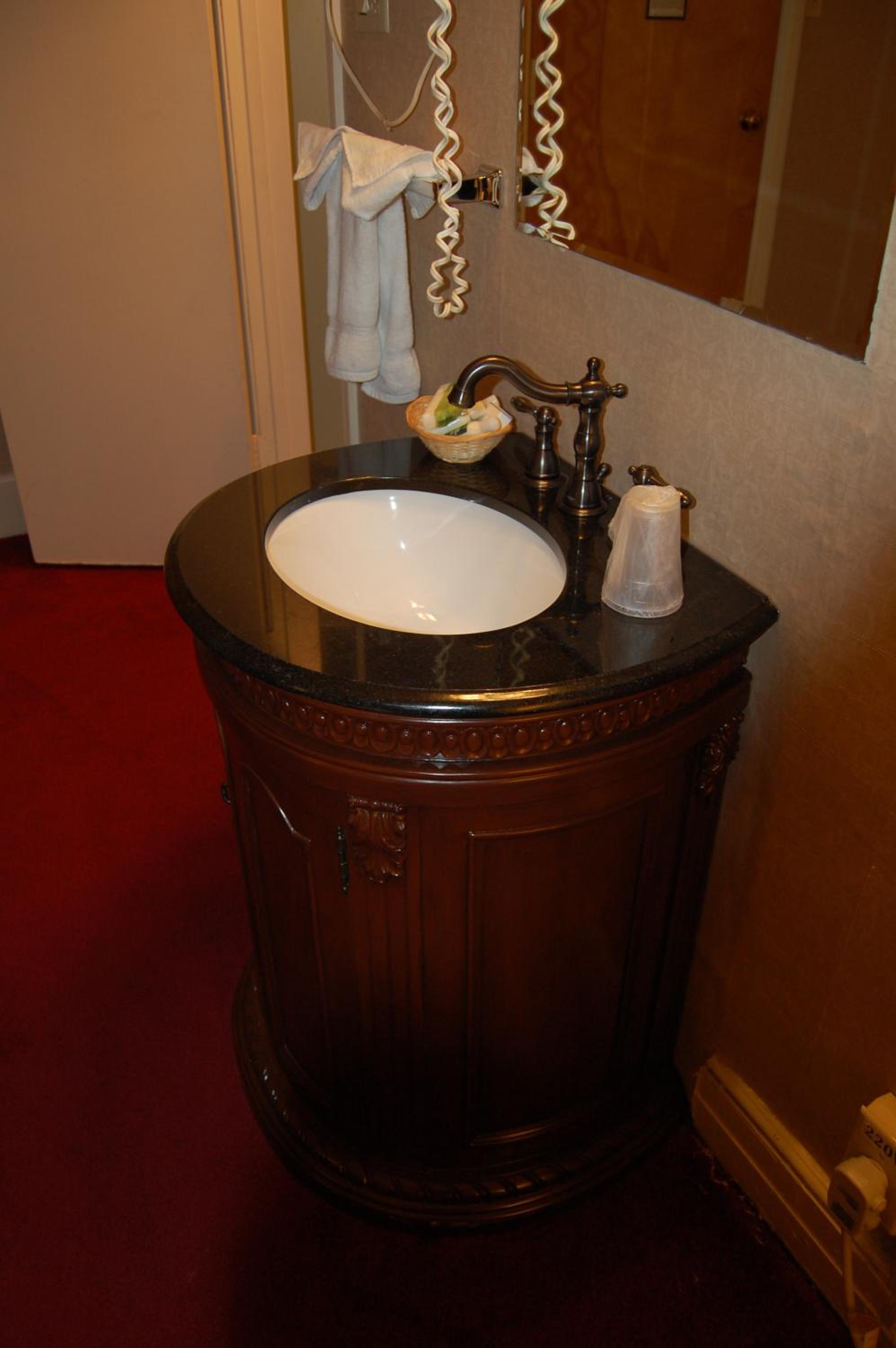 Standard  Room - Photo 7