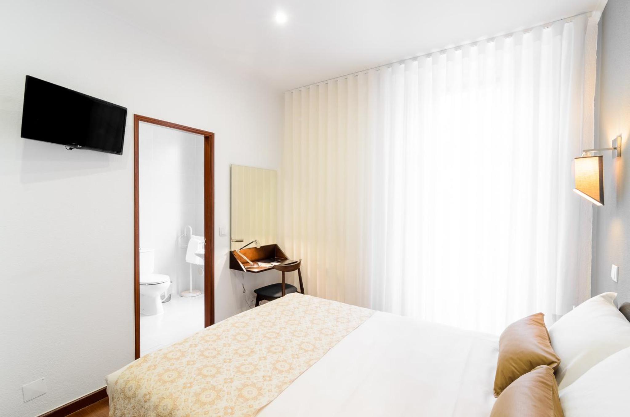 Hotel Portuense Lisboa - Photo 19