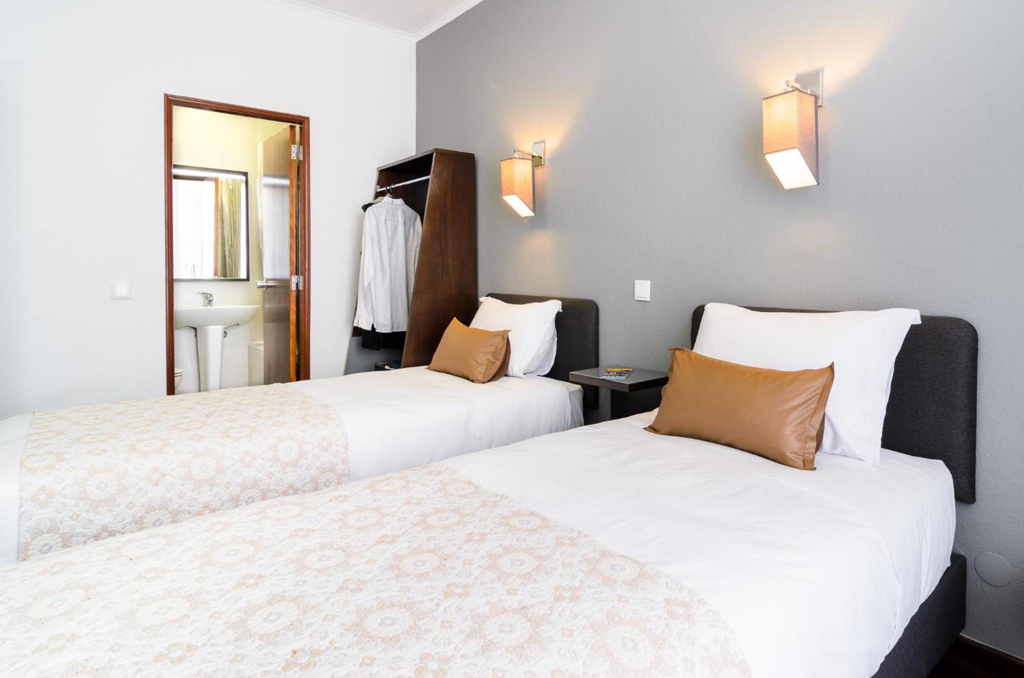Hotel Portuense Lisboa - Photo 3