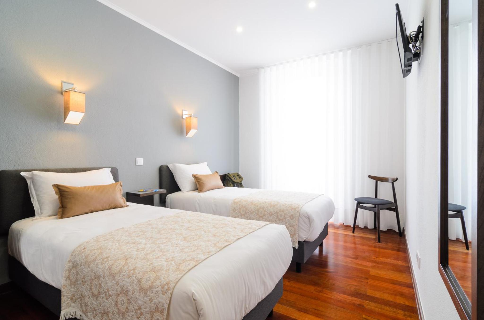 Hotel Portuense Lisboa - Photo 13
