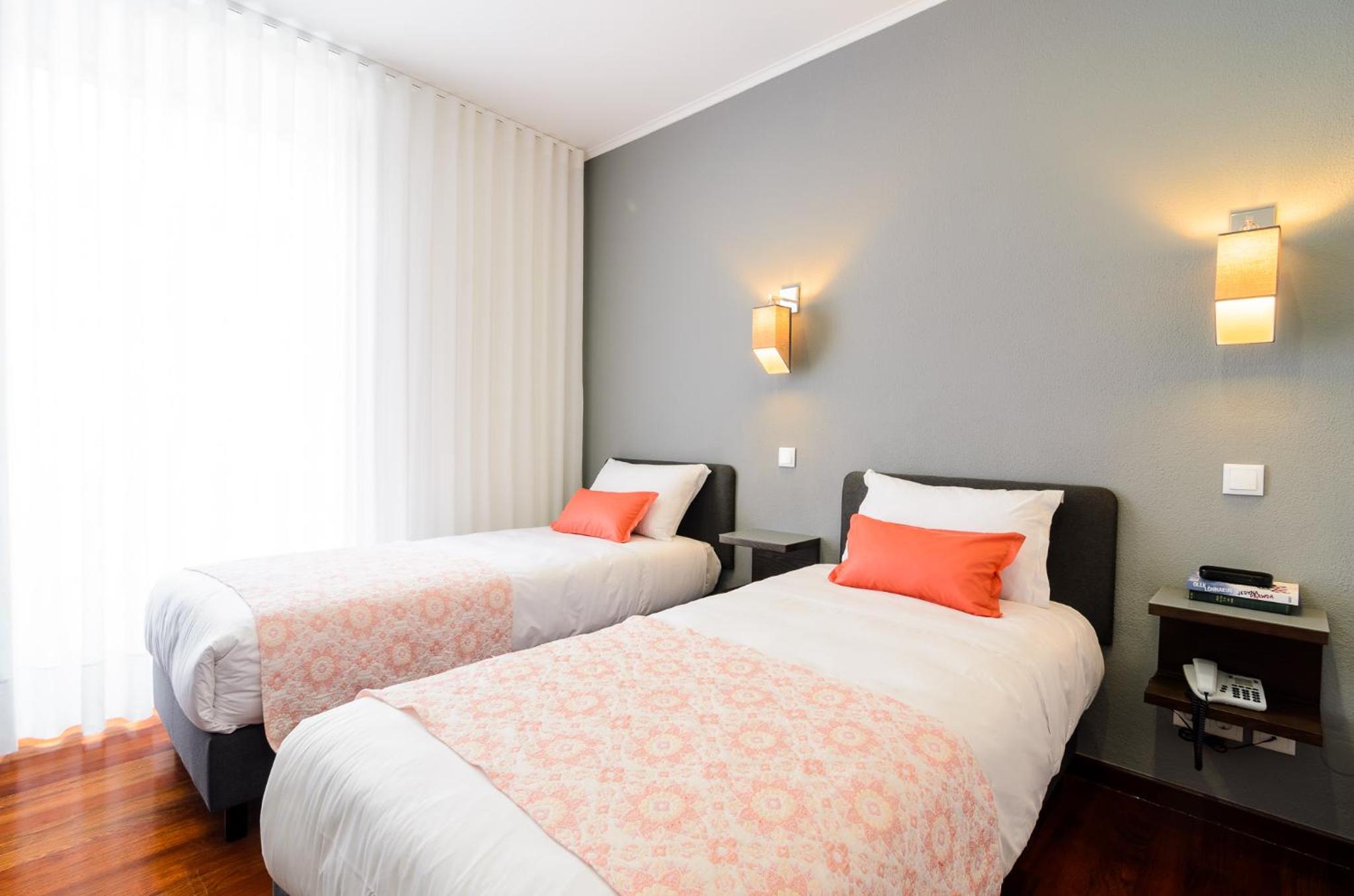 Hotel Portuense Lisboa - Photo 33