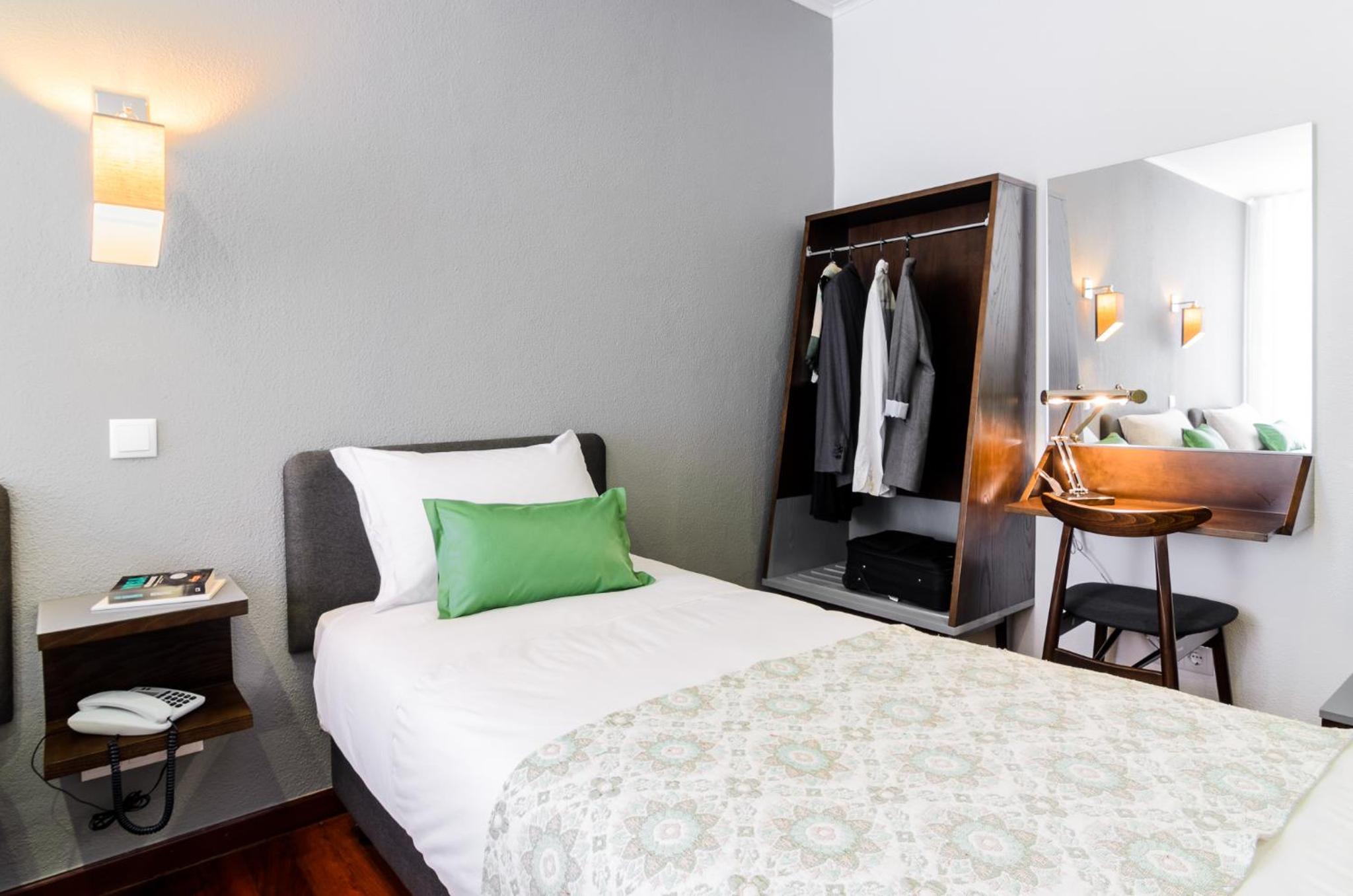 Hotel Portuense Lisboa - Photo 44