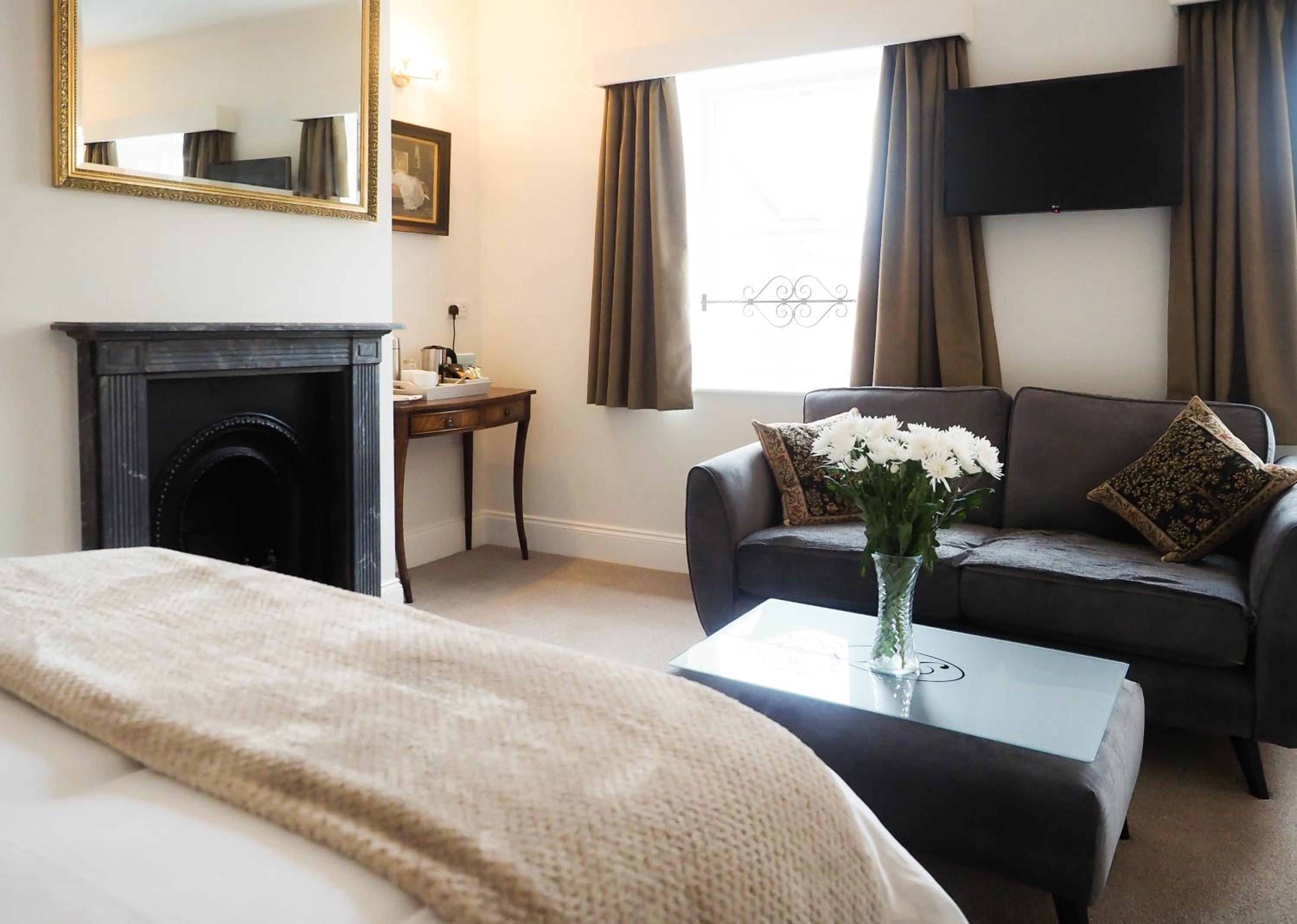 Superior King Room