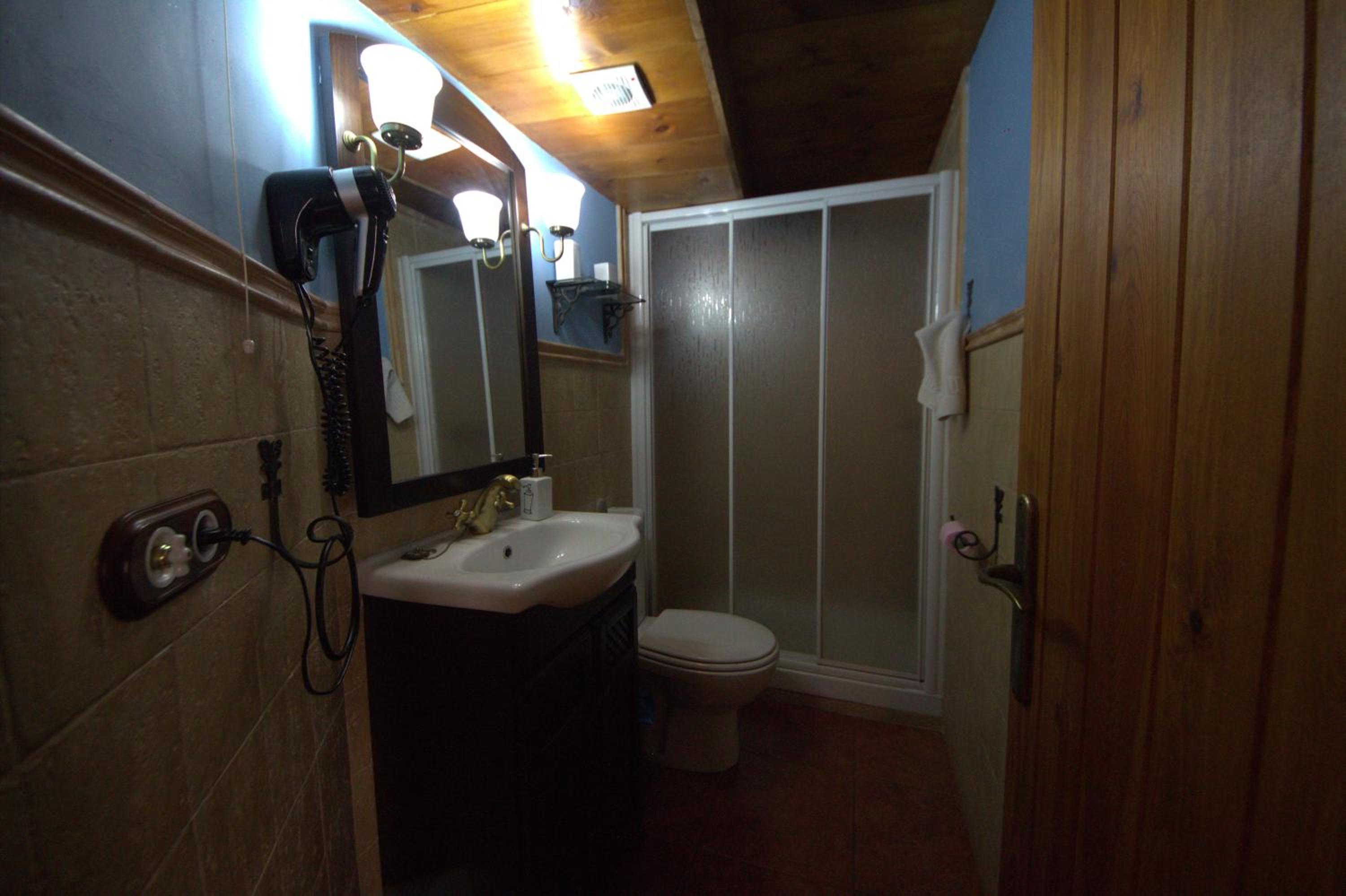 Apartment photo 2