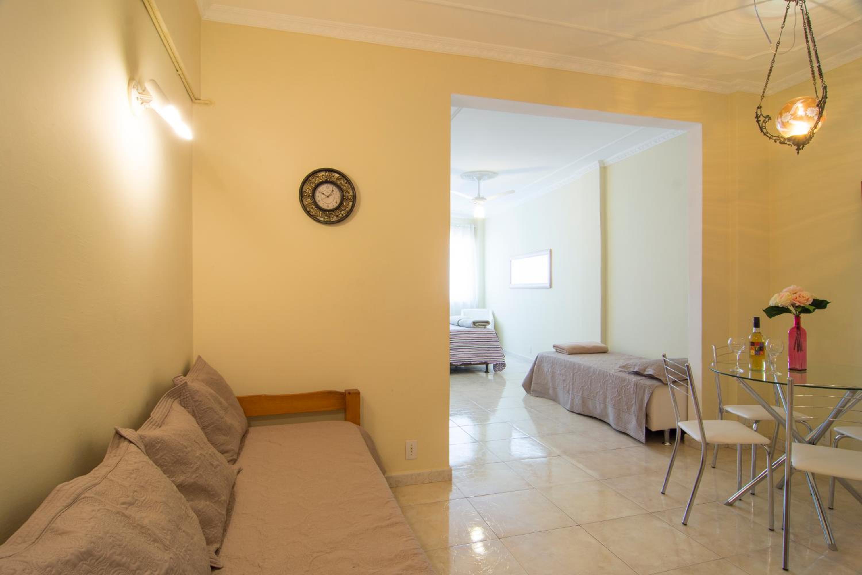Apartment - Photo 4
