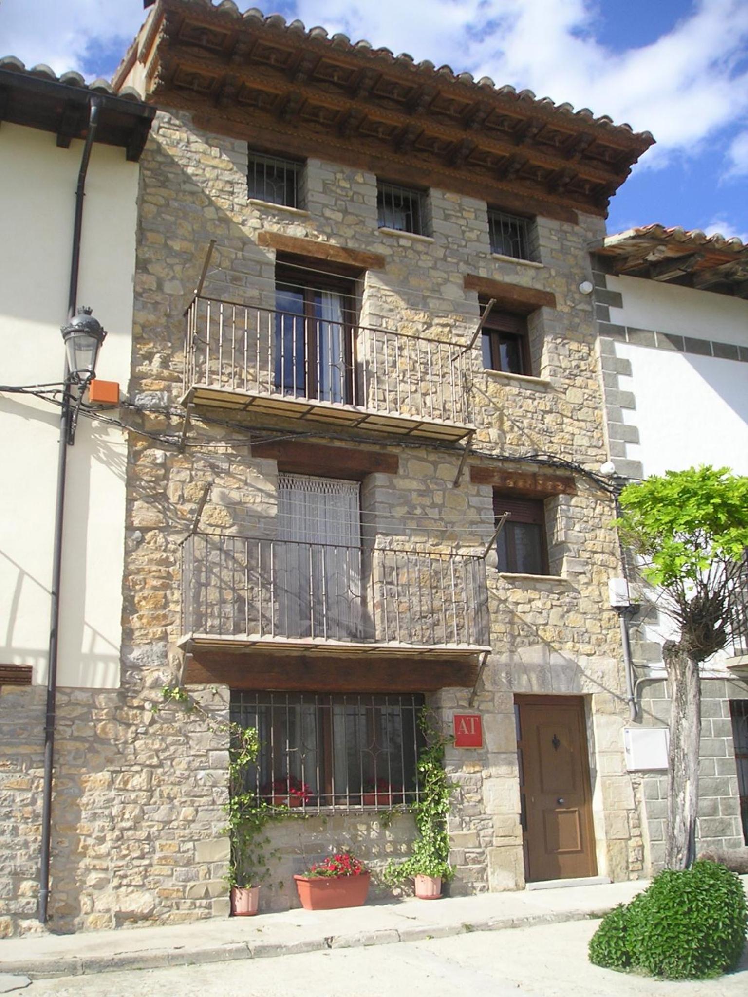 Apartment with Mountain View photo 2