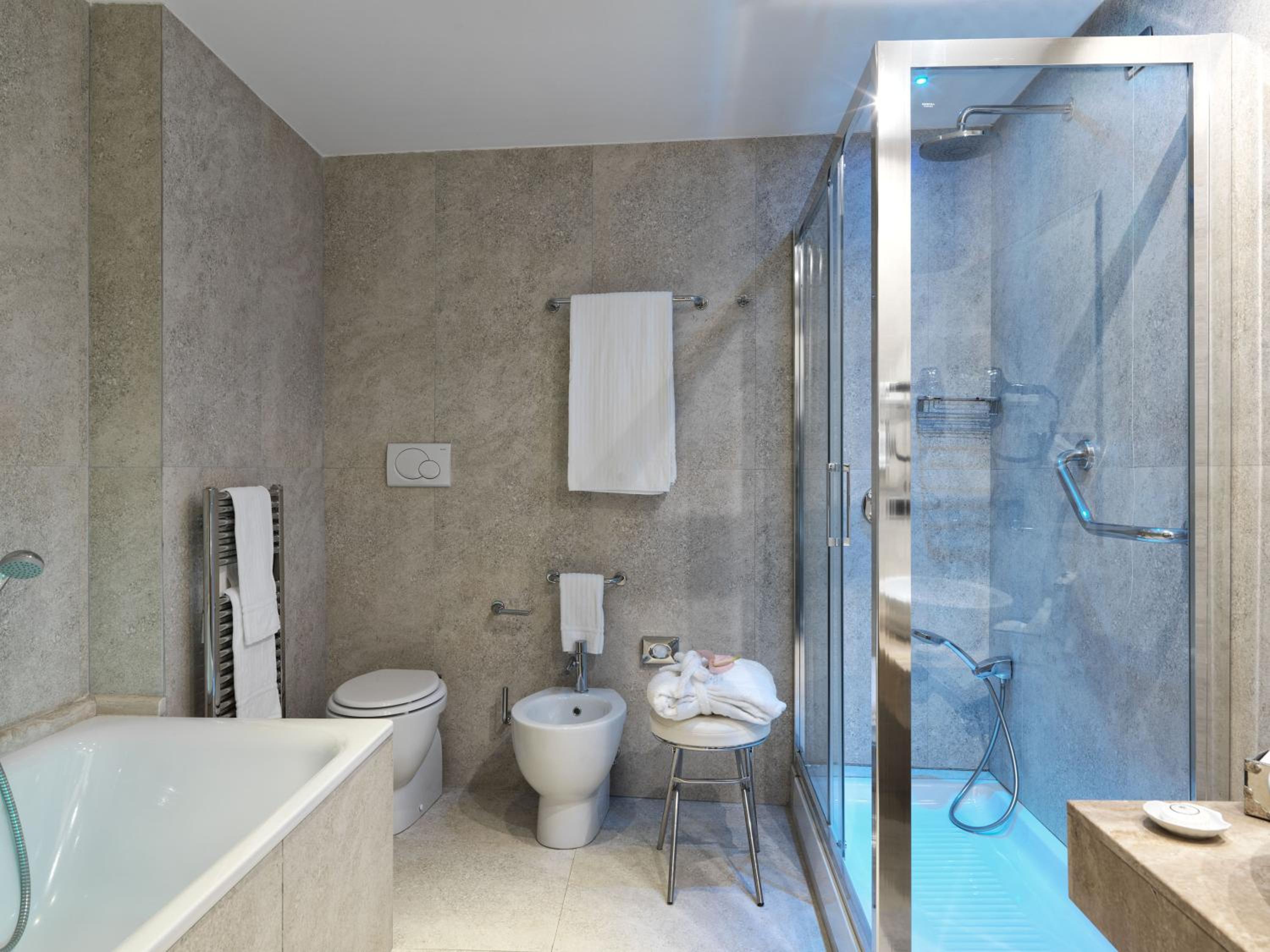 Deluxe Double Room - Photo 2