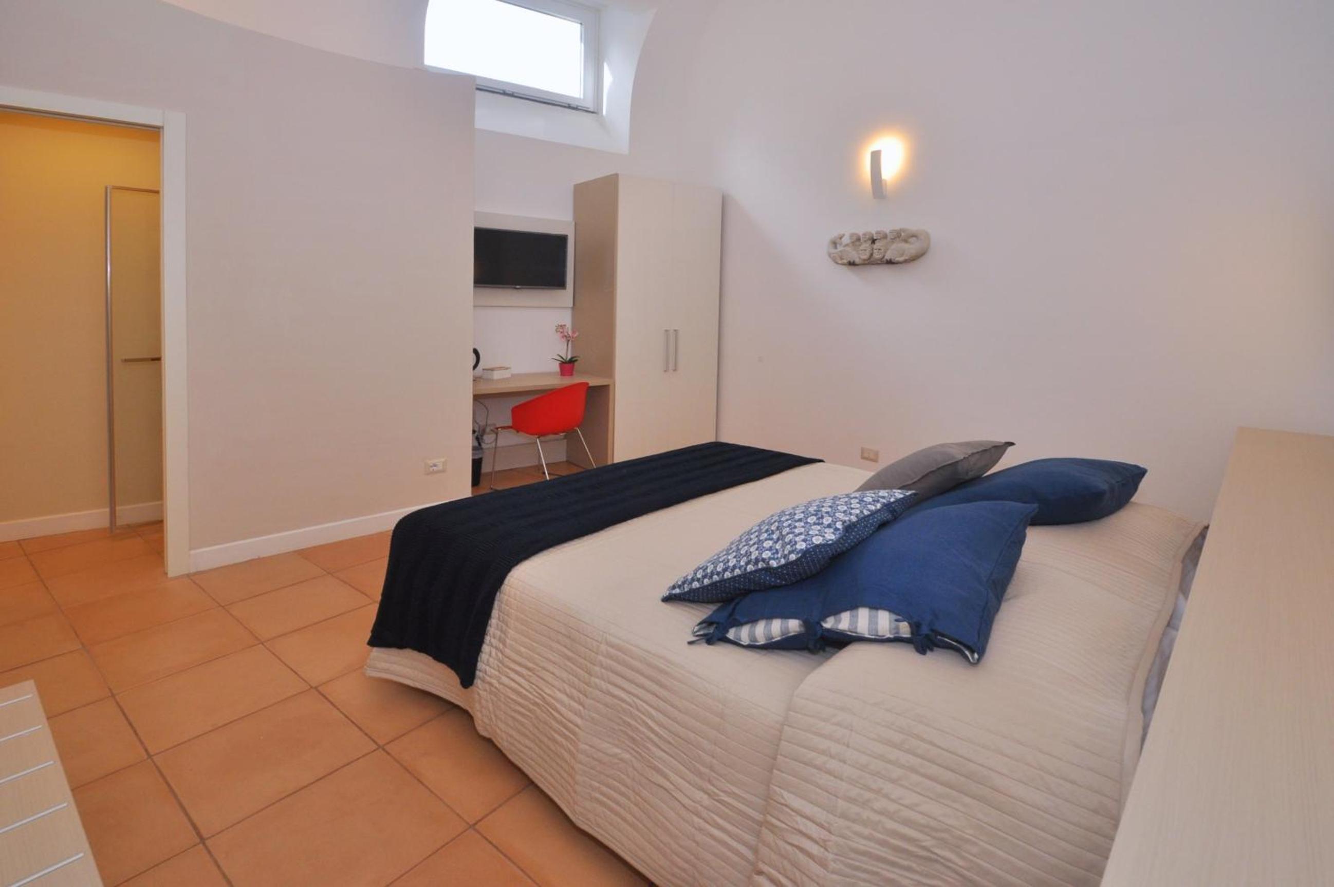 Double Room with Private Bathroom photo 3