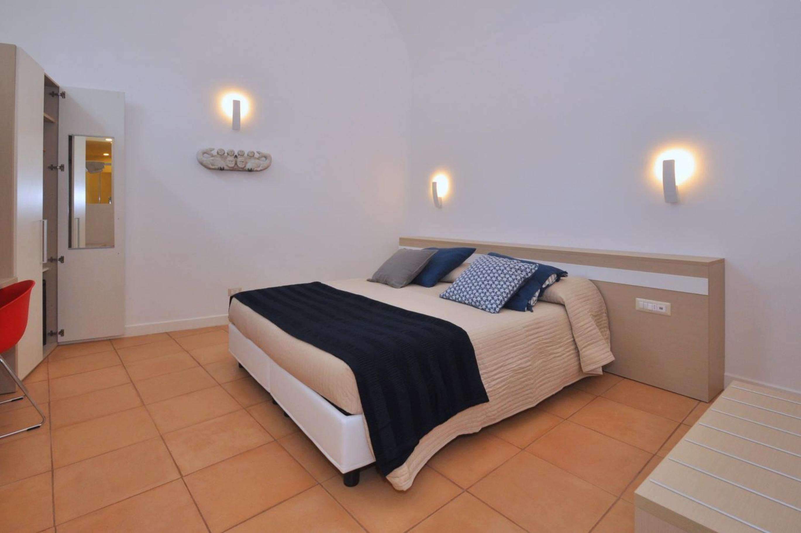 Double Room with Private Bathroom photo 2