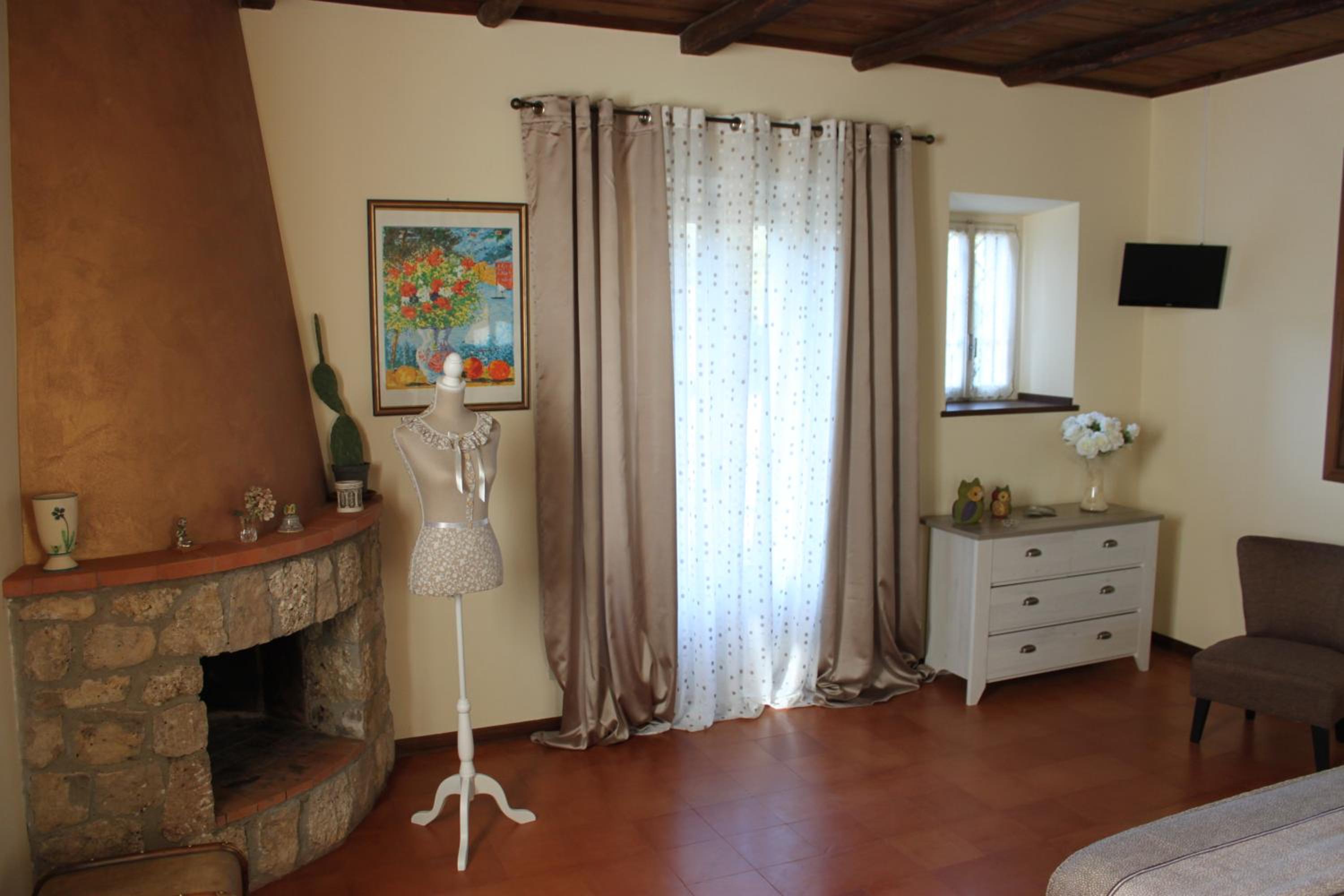 Double or Twin Room with Balcony - Photo 1