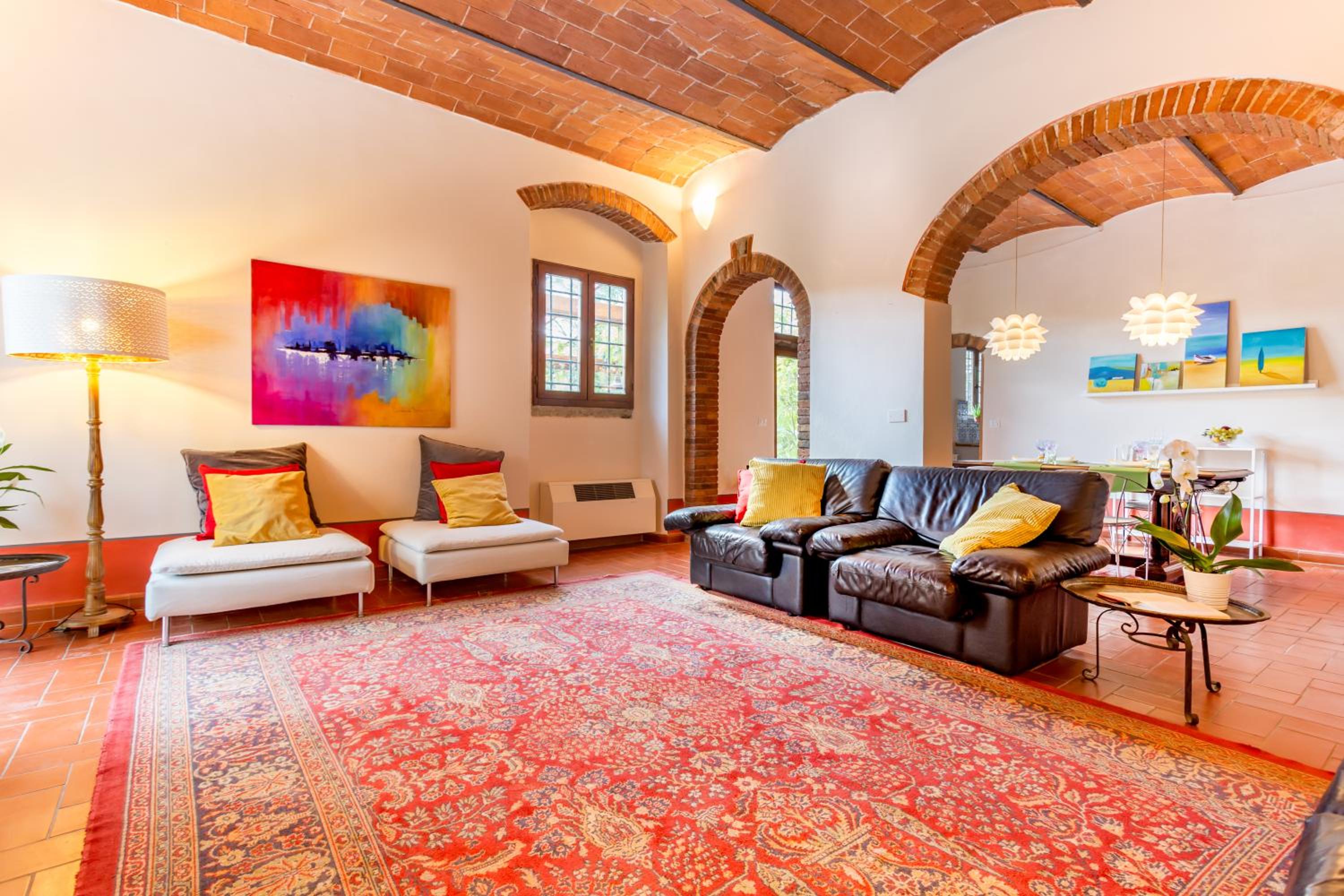 Villa photo 2
