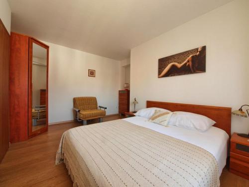 One Bedroom Apartment with Balcony and Sea View photo 1