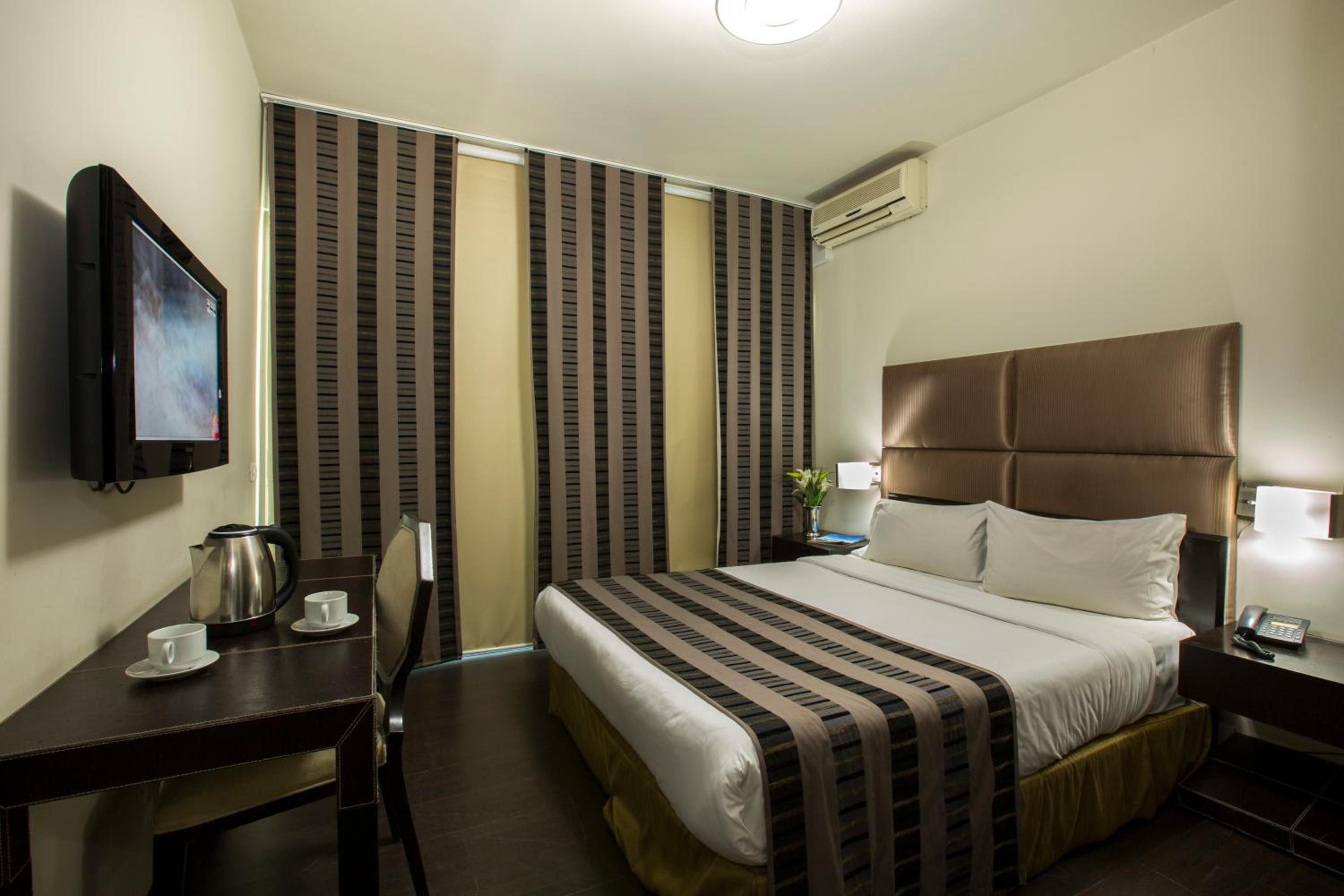 Deluxe Double Room photo 2