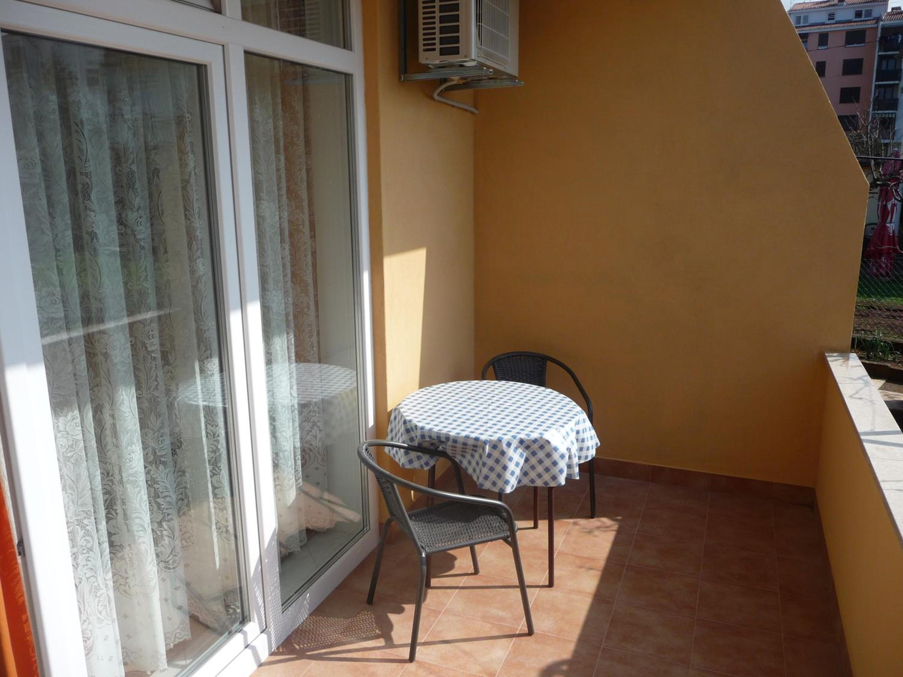 Studio with Terrace photo 2