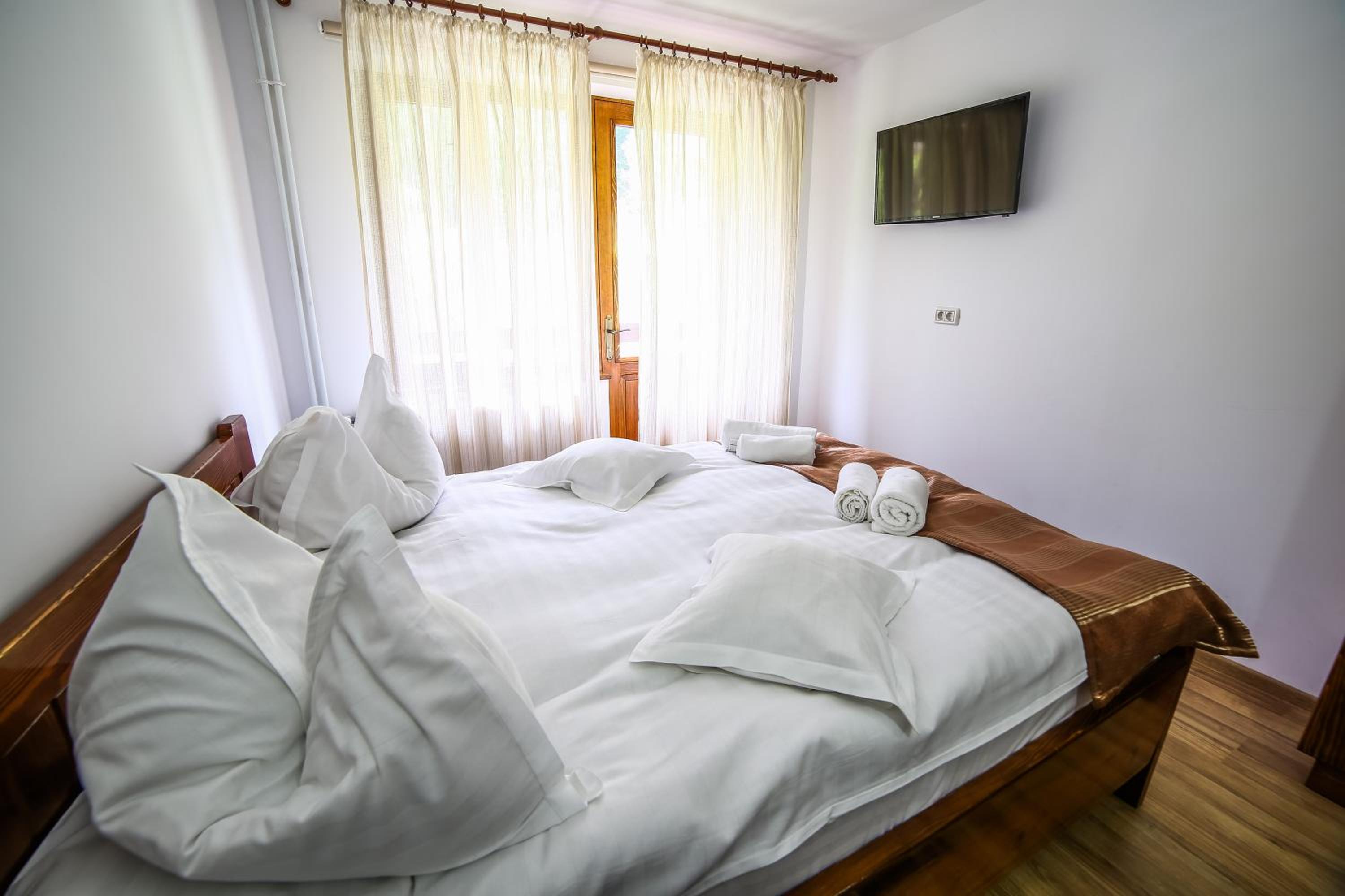 Small Double Room photo 1