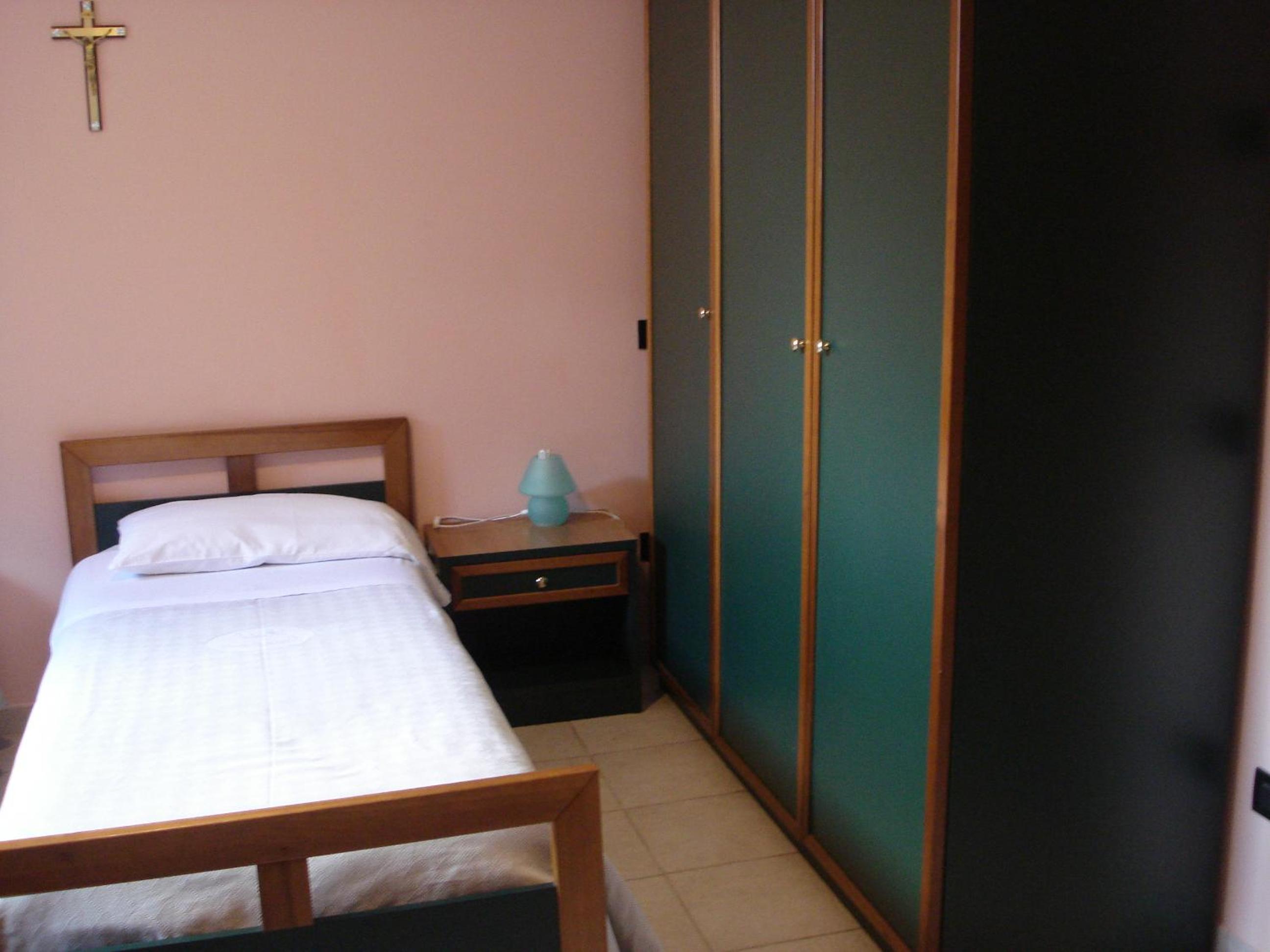 Economy Single Room photo 2