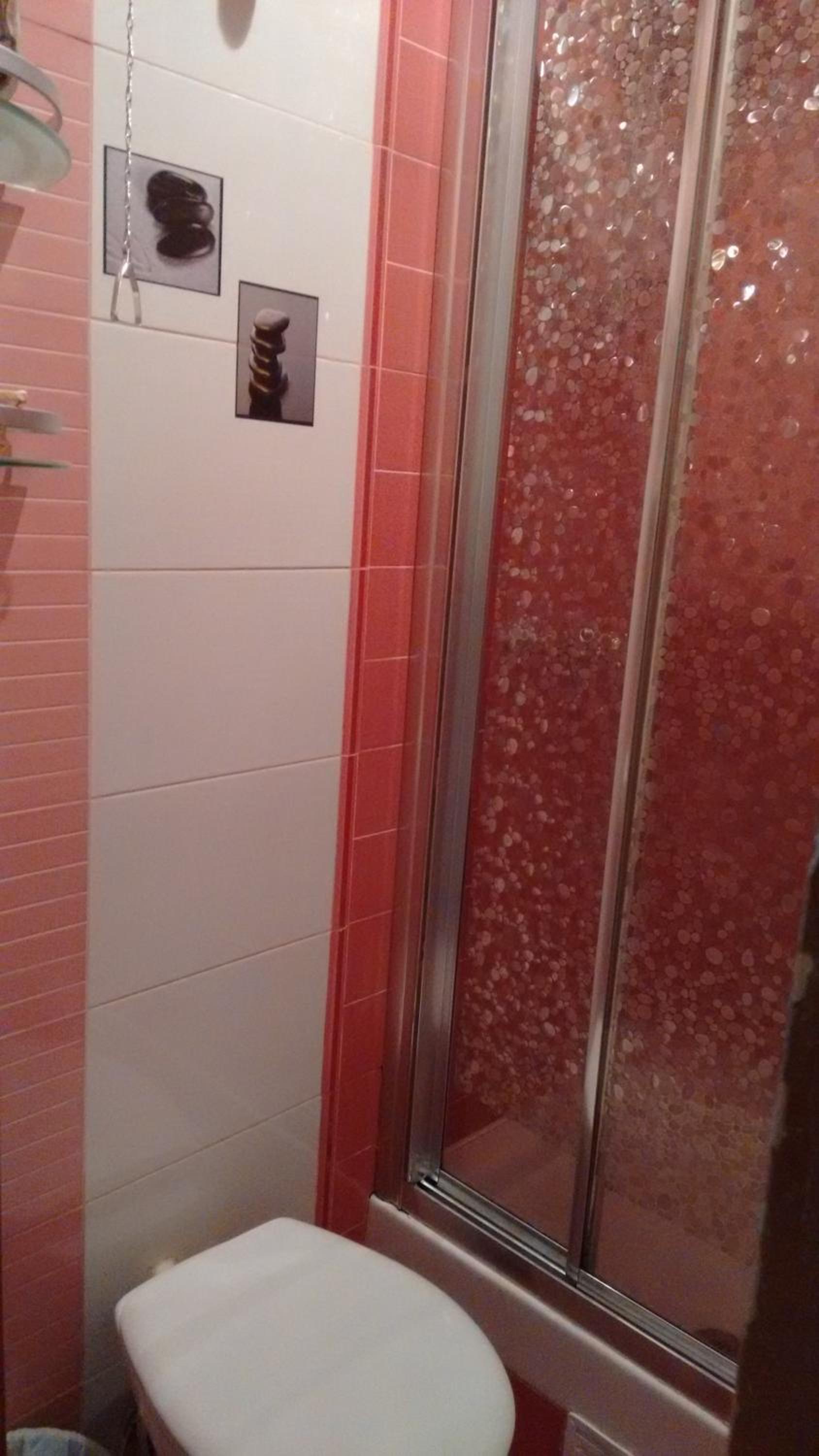 Small Single Room photo 2