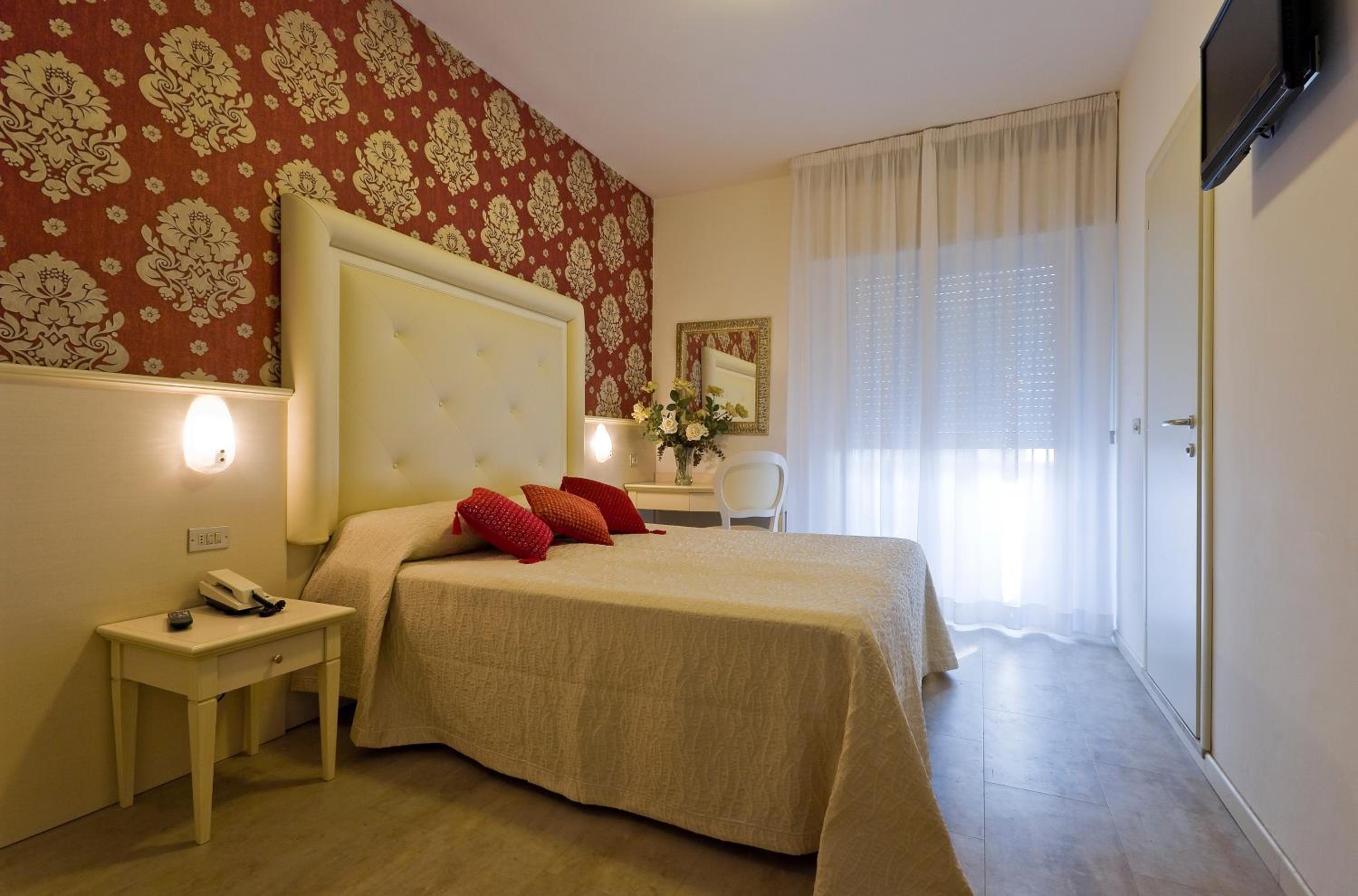 Double or Twin Room photo 1