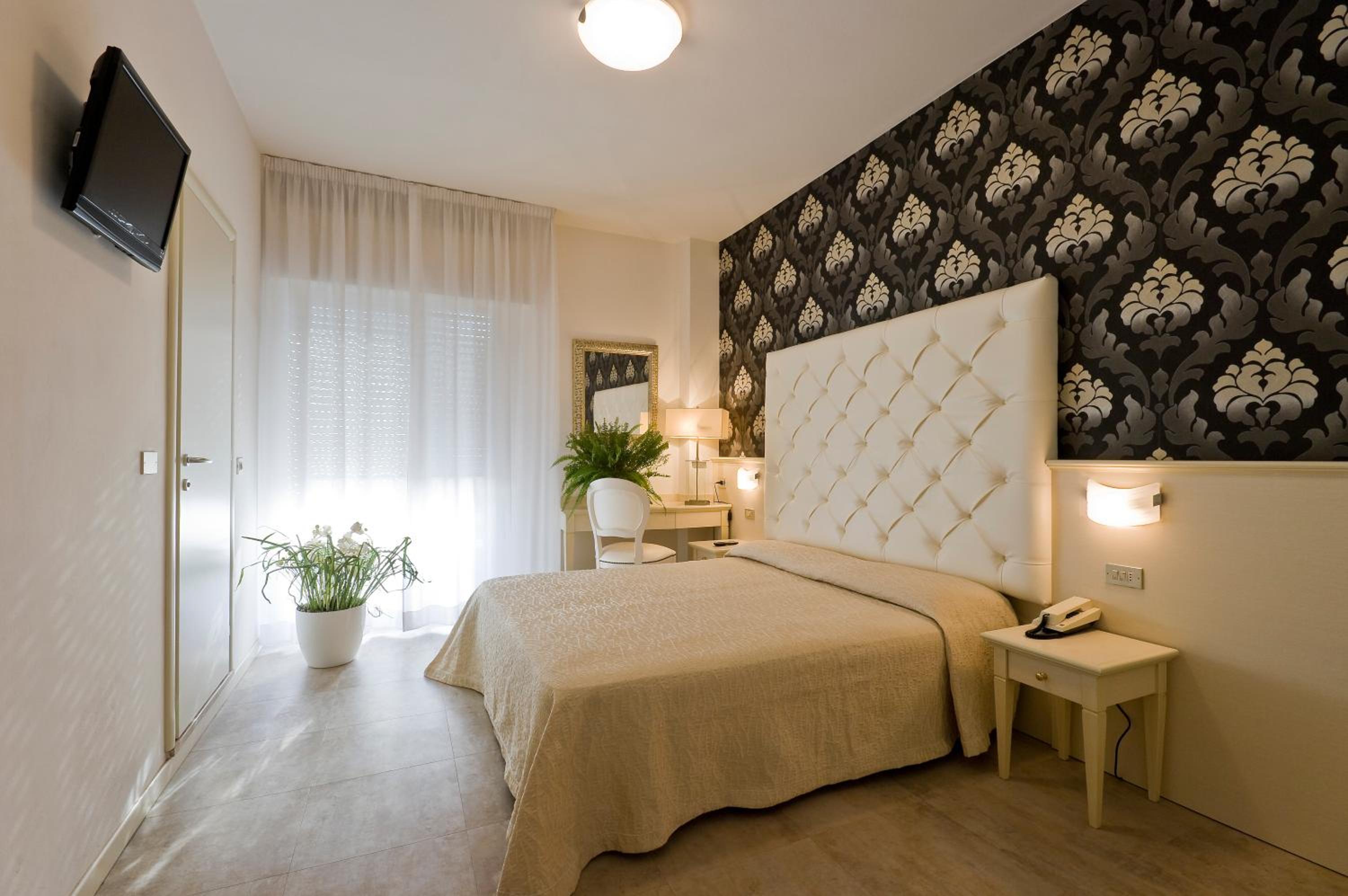 Double or Twin Room photo 2