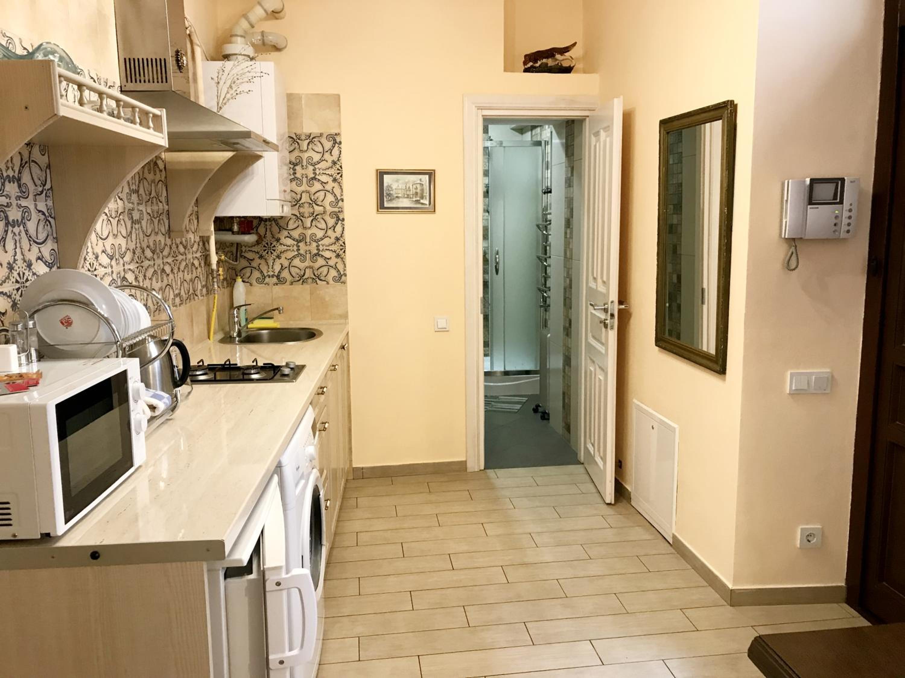 One-Bedroom Apartment