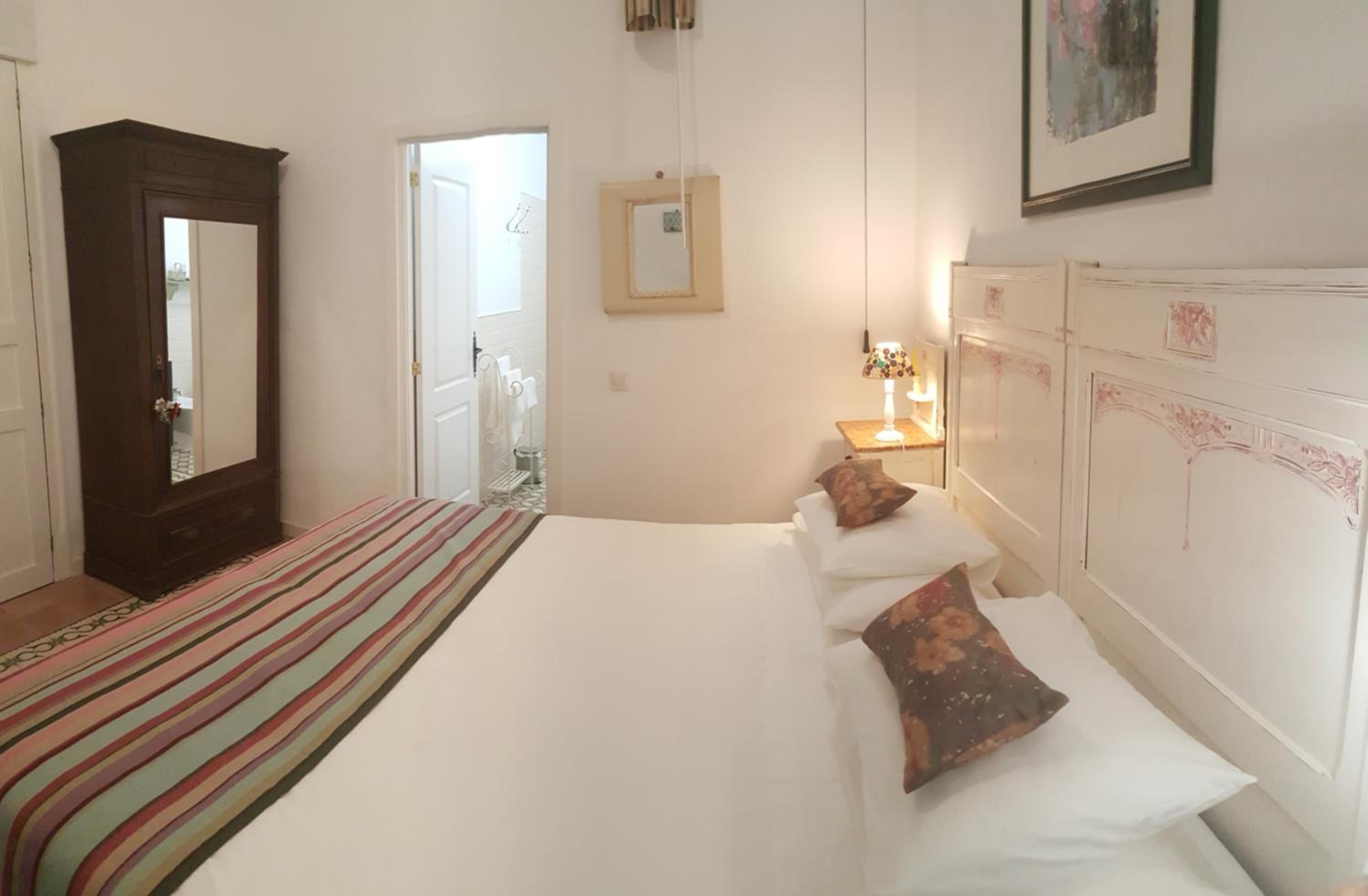Double or Twin Room - Photo 3